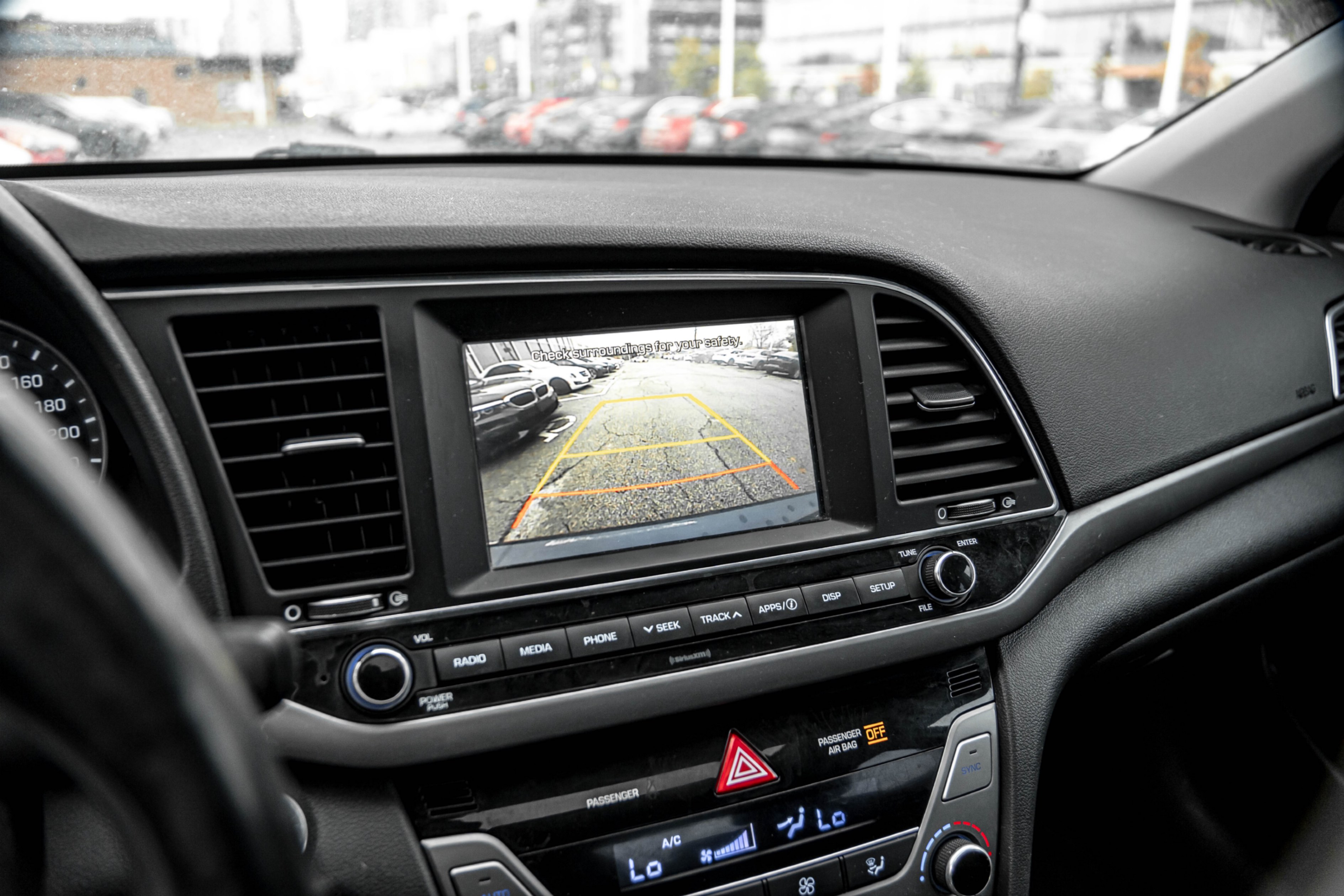/ontarioqualitymotorsltd/2017-Hyundai-Elantra-7361076924710352.jpg