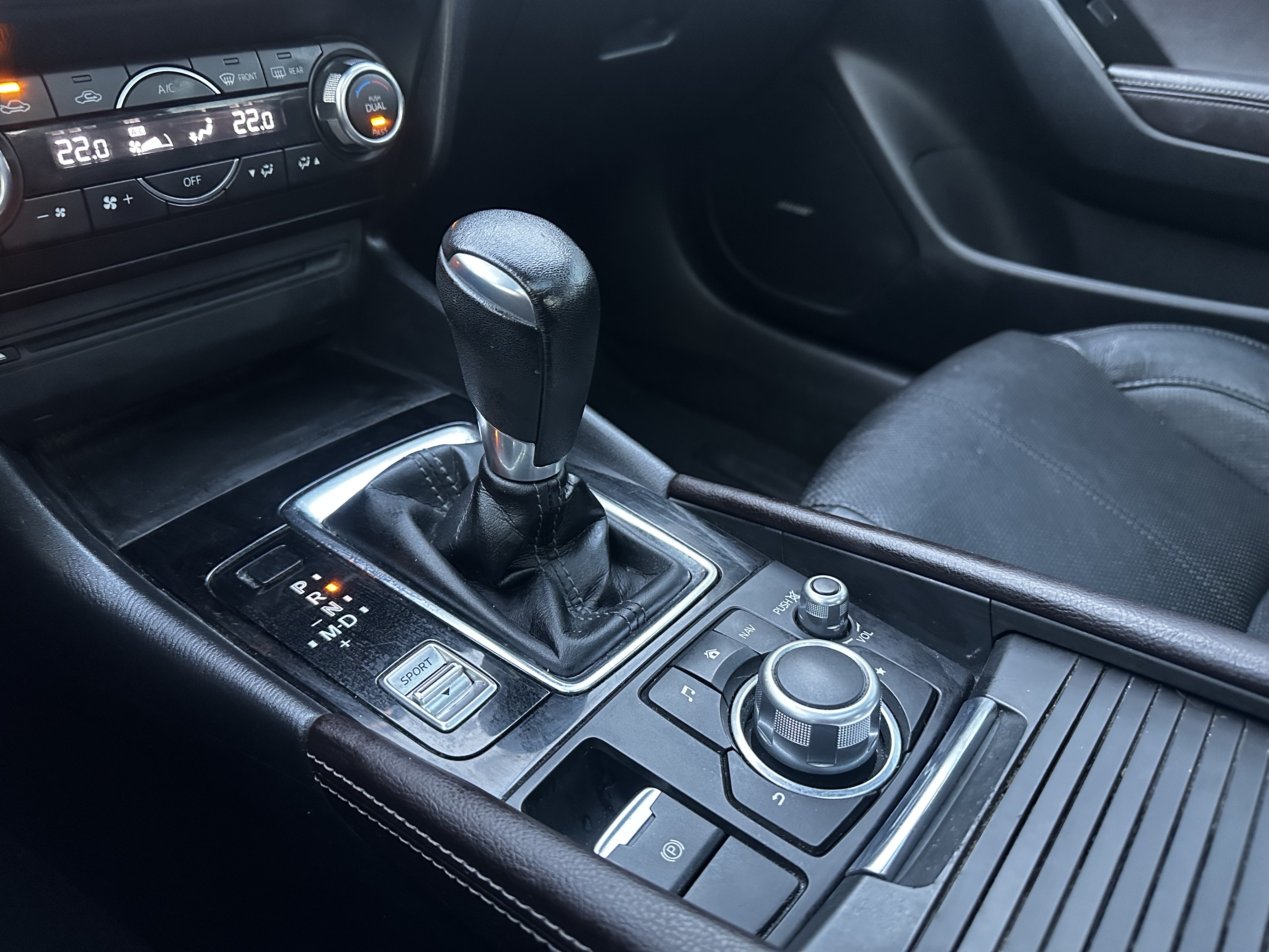 /ontarioqualitymotorsltd/2017-Mazda-Mazda3-08257318434227967.jpg