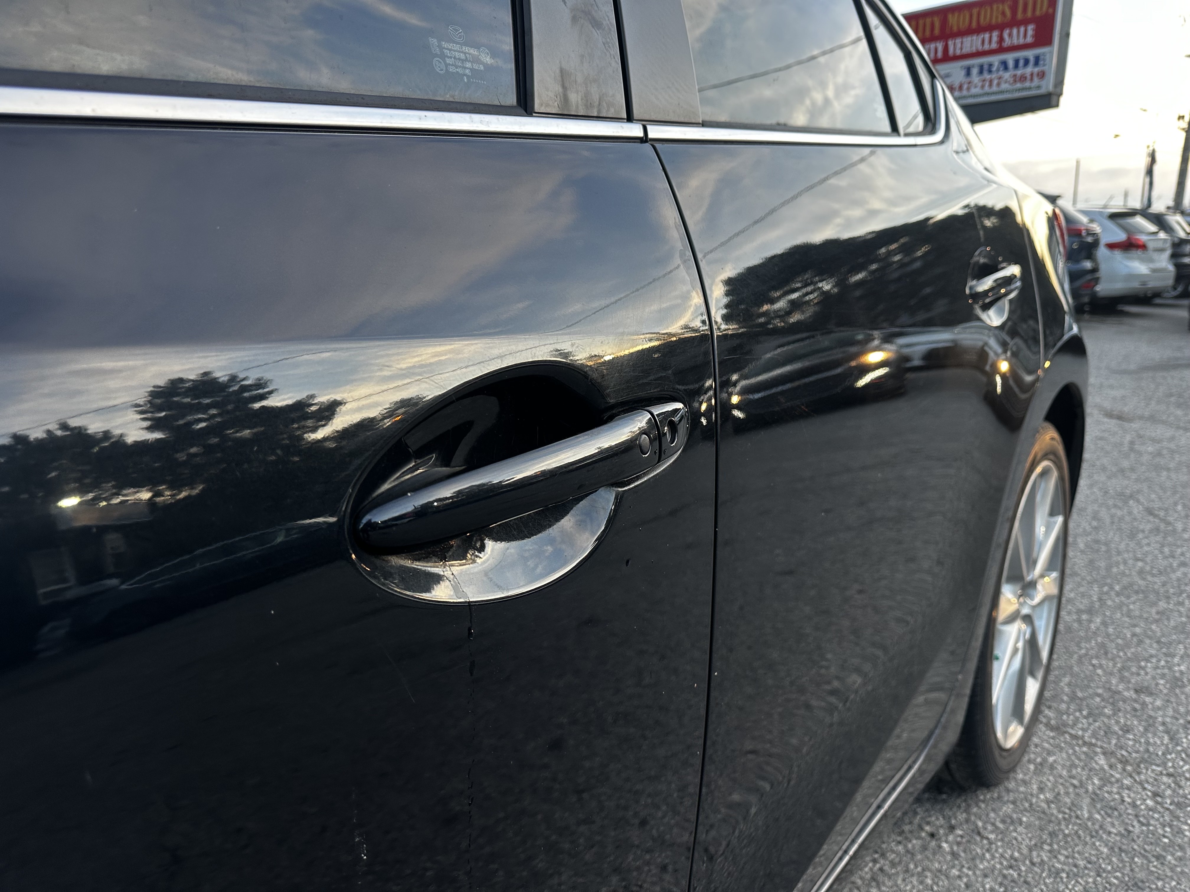 /ontarioqualitymotorsltd/2017-Mazda-Mazda3-18512376949646847.jpg