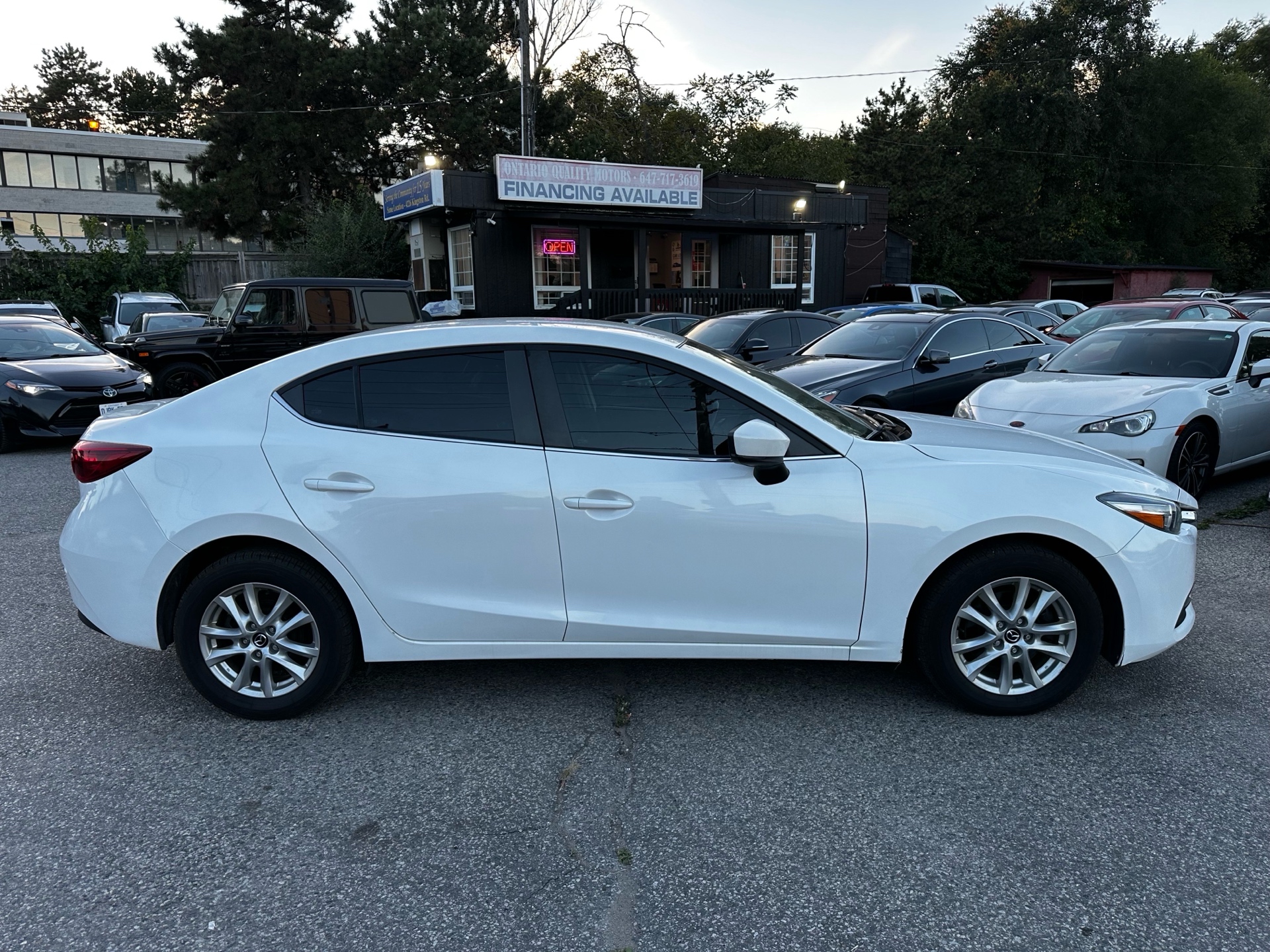 /ontarioqualitymotorsltd/2017-Mazda-Mazda3-33239197706411483.jpg
