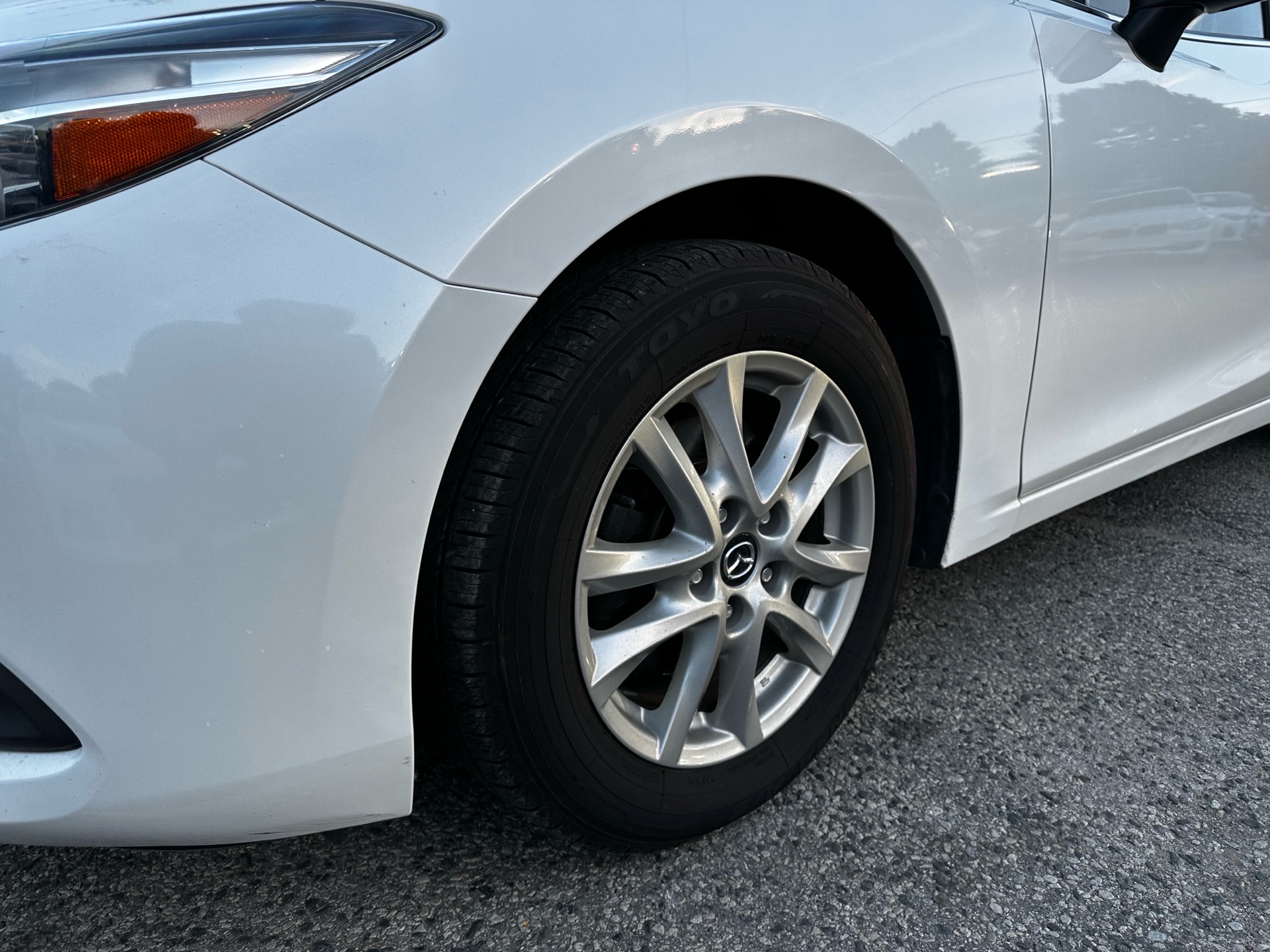 /ontarioqualitymotorsltd/2017-Mazda-Mazda3-41174539817467437.jpg