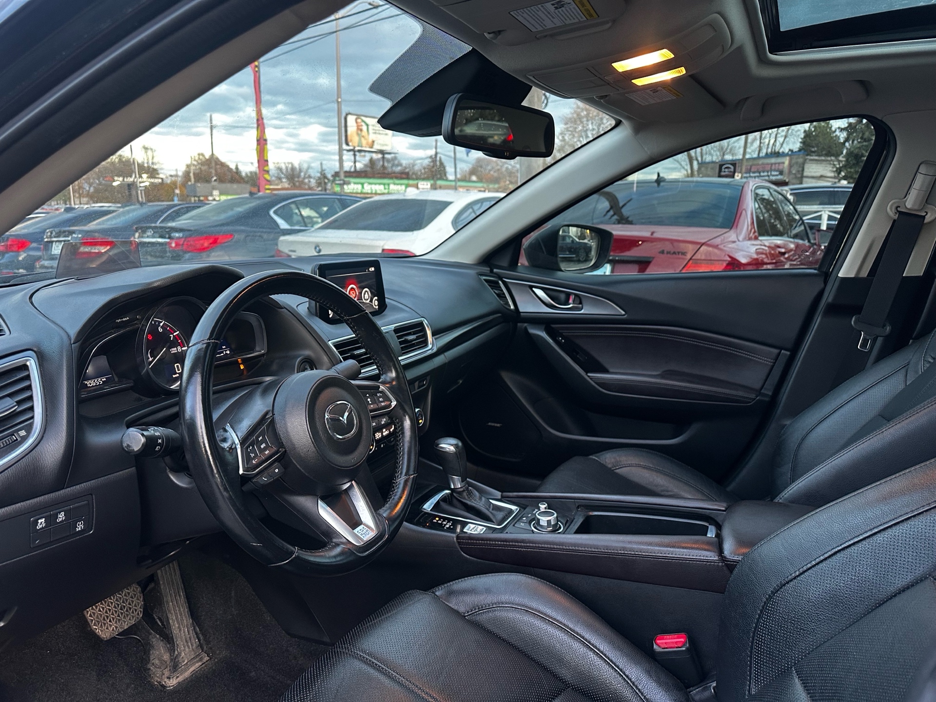 /ontarioqualitymotorsltd/2017-Mazda-Mazda3-7767996912641113.jpg