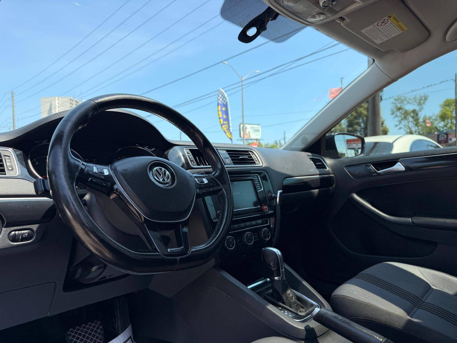 /ontarioqualitymotorsltd/2017-Volkswagen-JettaSedan-8255895350614051.jpg