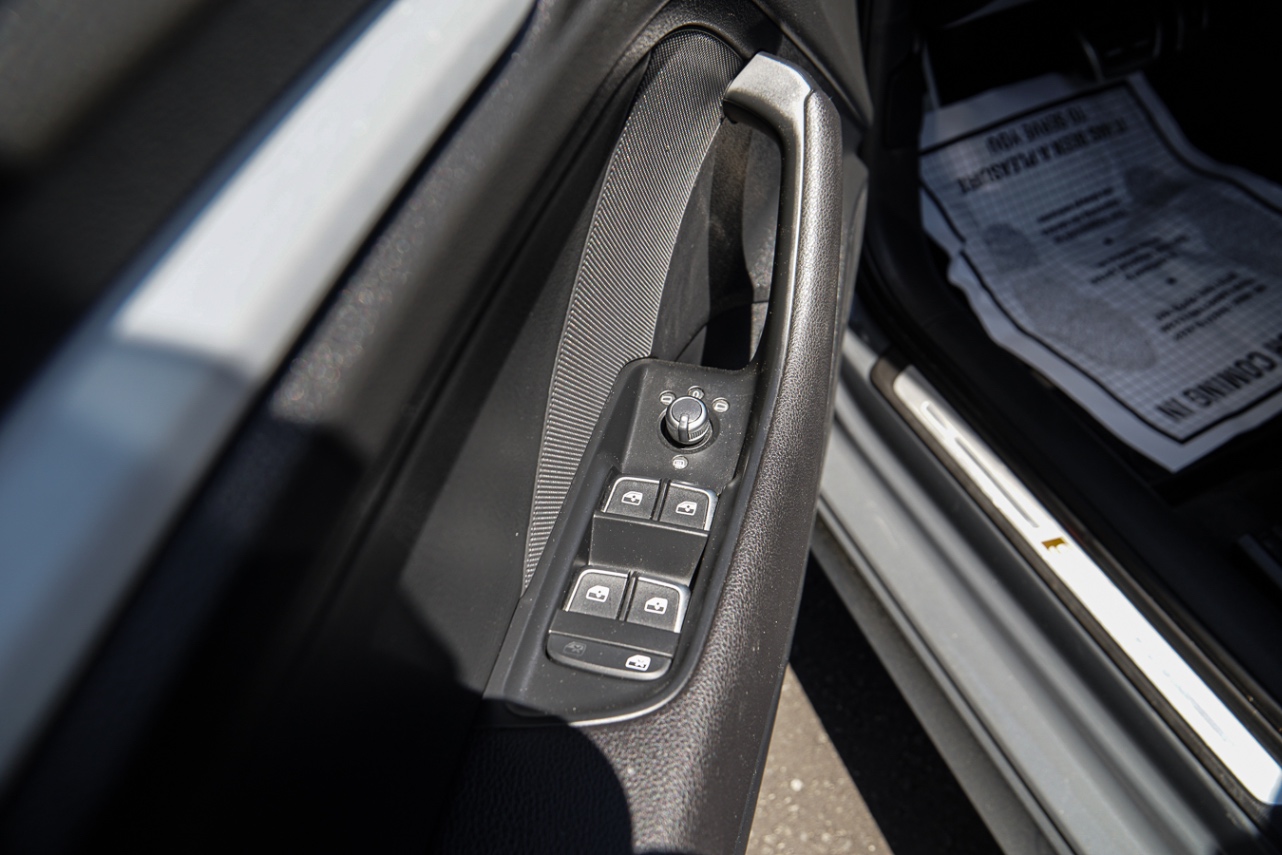 /ontarioqualitymotorsltd/2018-Audi-S3-5215831305276817.jpg