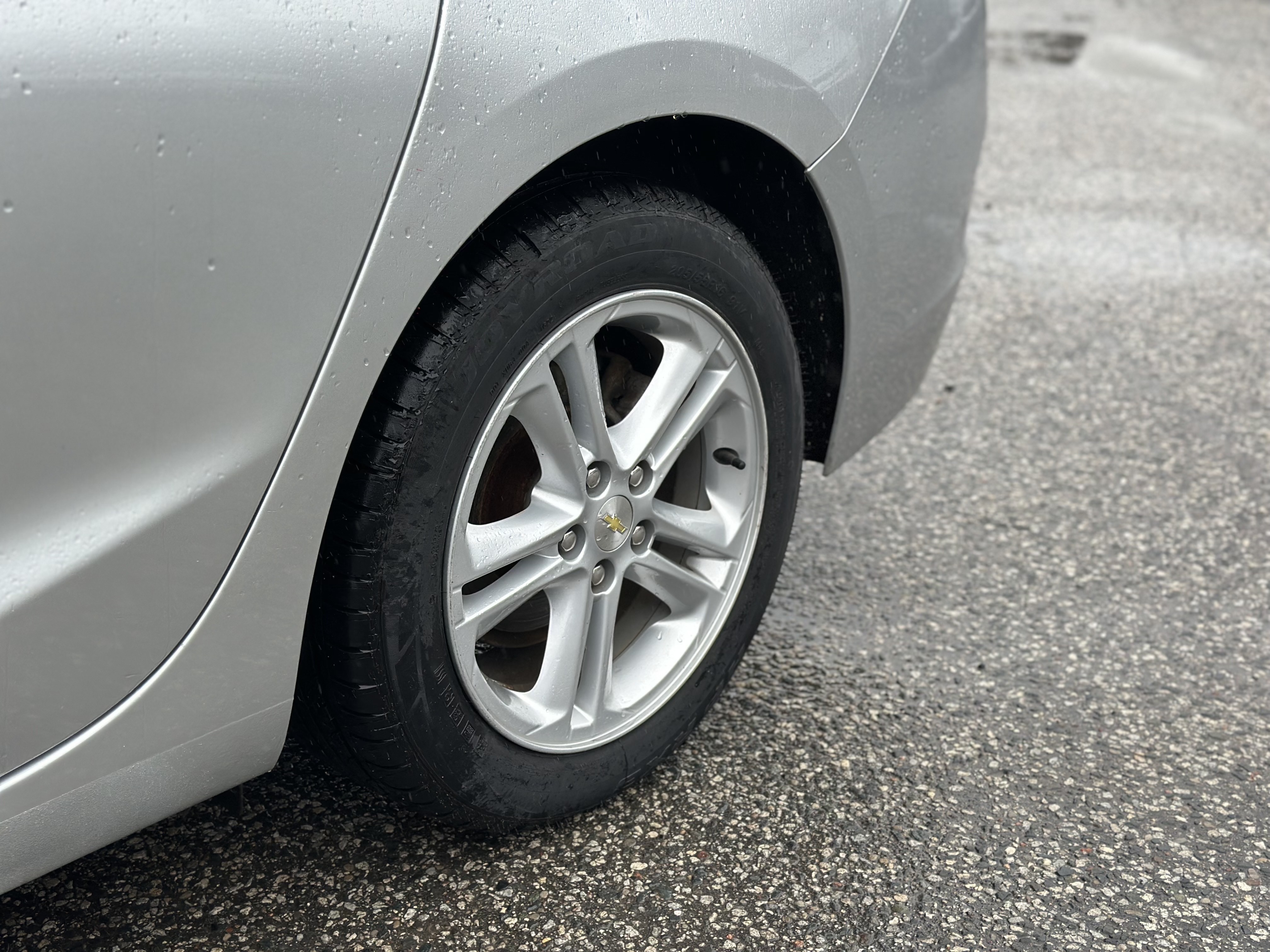 /ontarioqualitymotorsltd/2018-Chevrolet-Cruze-9540432331437729.jpg