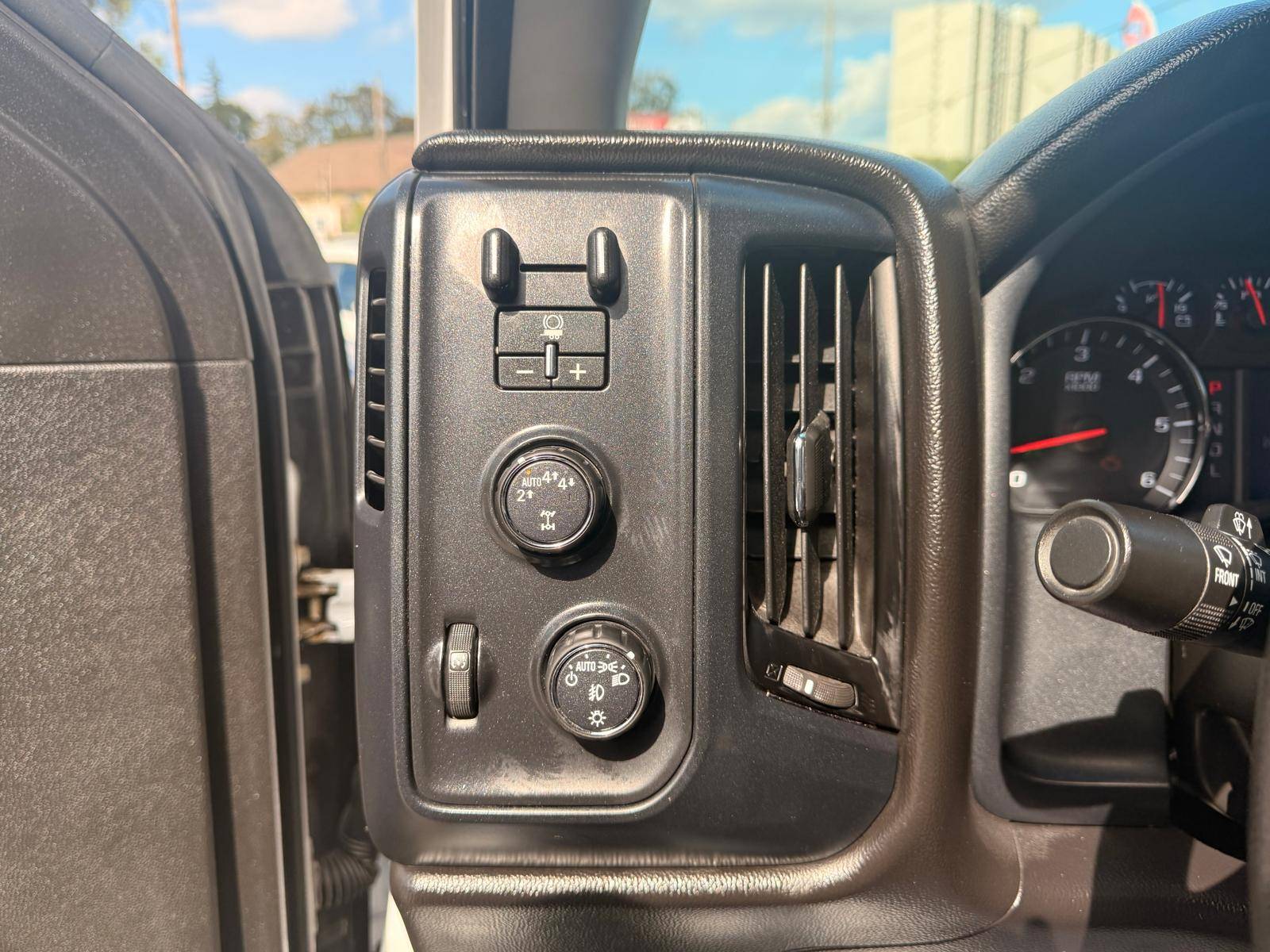 /ontarioqualitymotorsltd/2018-GMC-Sierra1500-3427849804263867.jpg