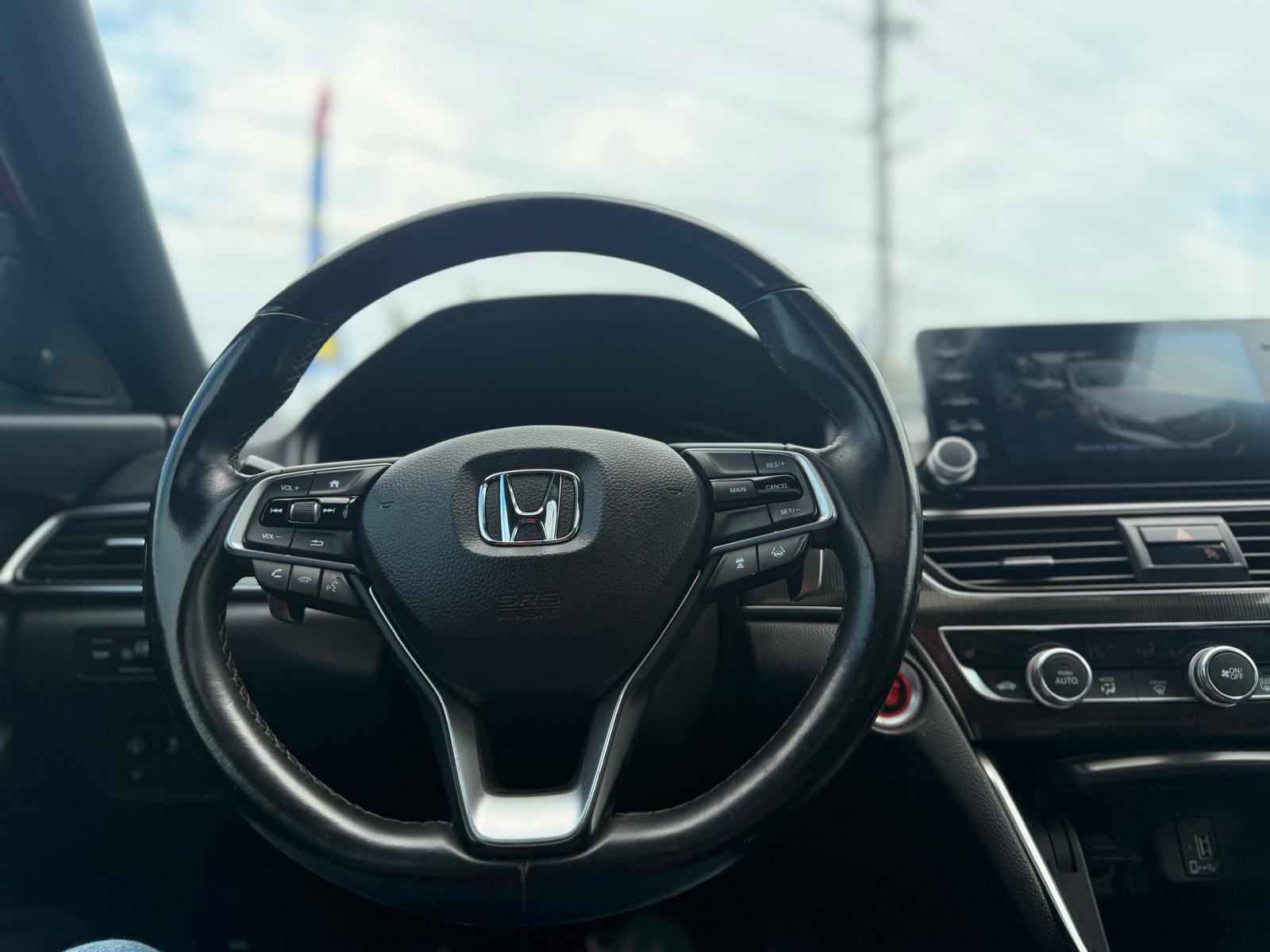 /ontarioqualitymotorsltd/2018-Honda-Accord-26538672541993424.jpg