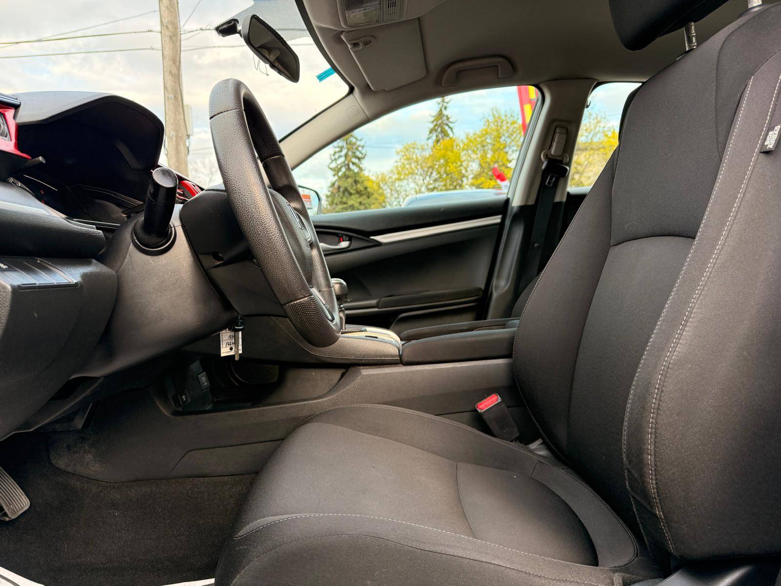 /ontarioqualitymotorsltd/2018-Honda-Civic-288973163068047.jpg