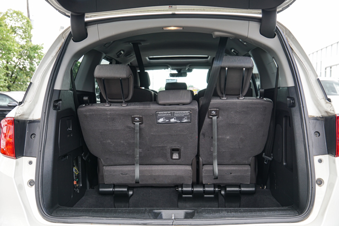 /ontarioqualitymotorsltd/2018-Honda-Odyssey-09937243153844677.jpg