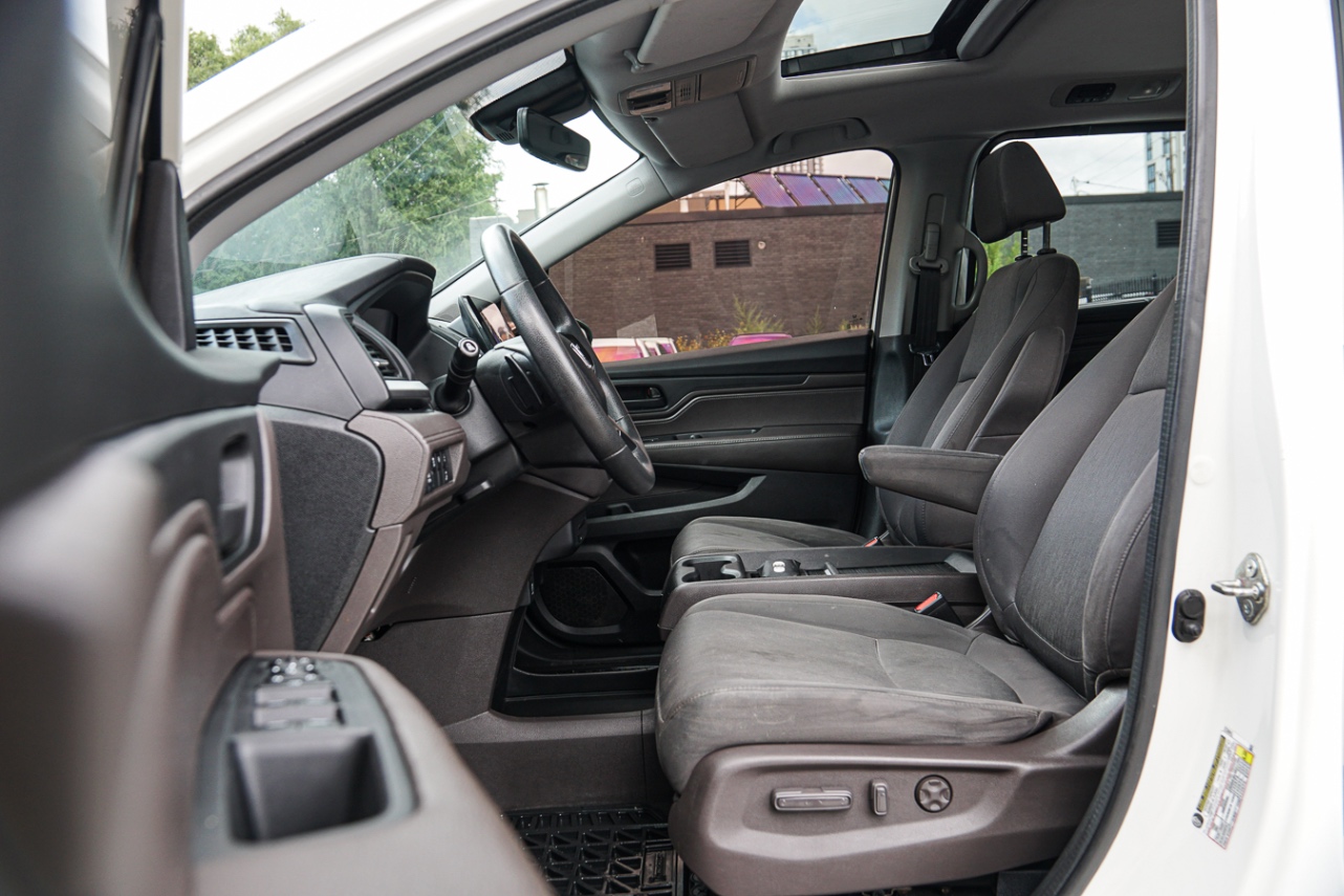 /ontarioqualitymotorsltd/2018-Honda-Odyssey-3651550103019845.jpg