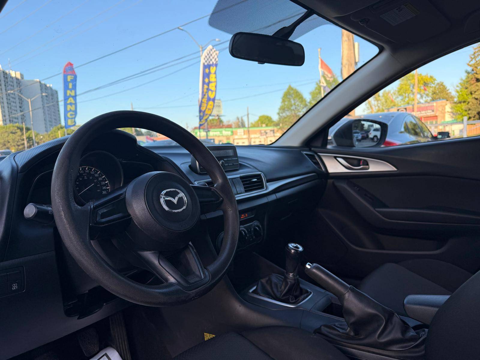 /ontarioqualitymotorsltd/2018-Mazda-Mazda3-3334700449500221.jpg