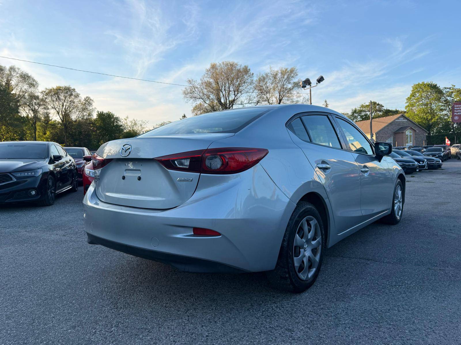 /ontarioqualitymotorsltd/2018-Mazda-Mazda3-3618654875296661.jpg