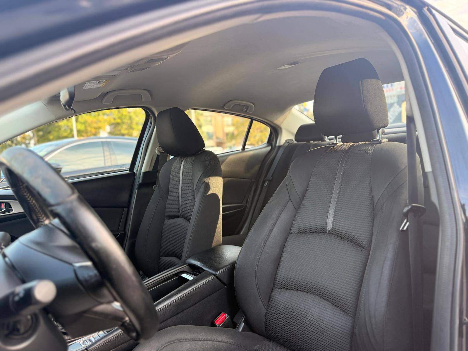 /ontarioqualitymotorsltd/2018-Mazda-Mazda3-7658518346635517.jpg