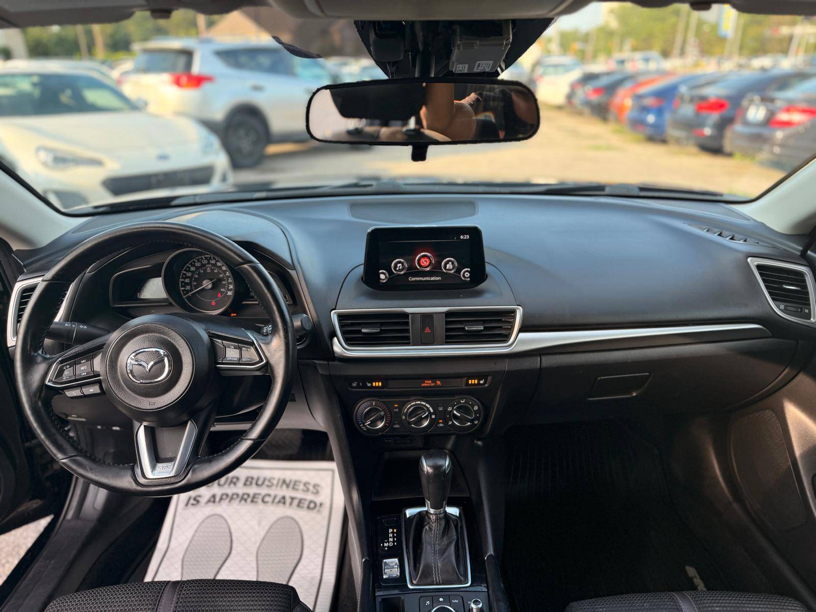 /ontarioqualitymotorsltd/2018-Mazda-Mazda3-8258373537918298.jpg