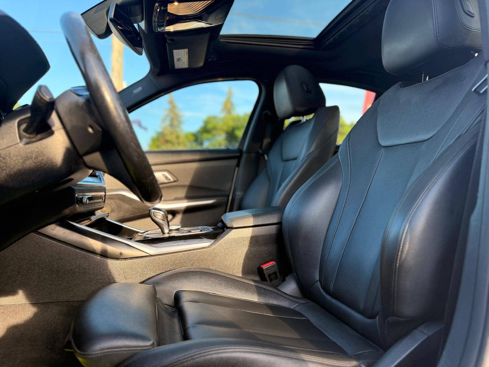 /ontarioqualitymotorsltd/2019-BMW-3-Series-08089122940331417.jpg