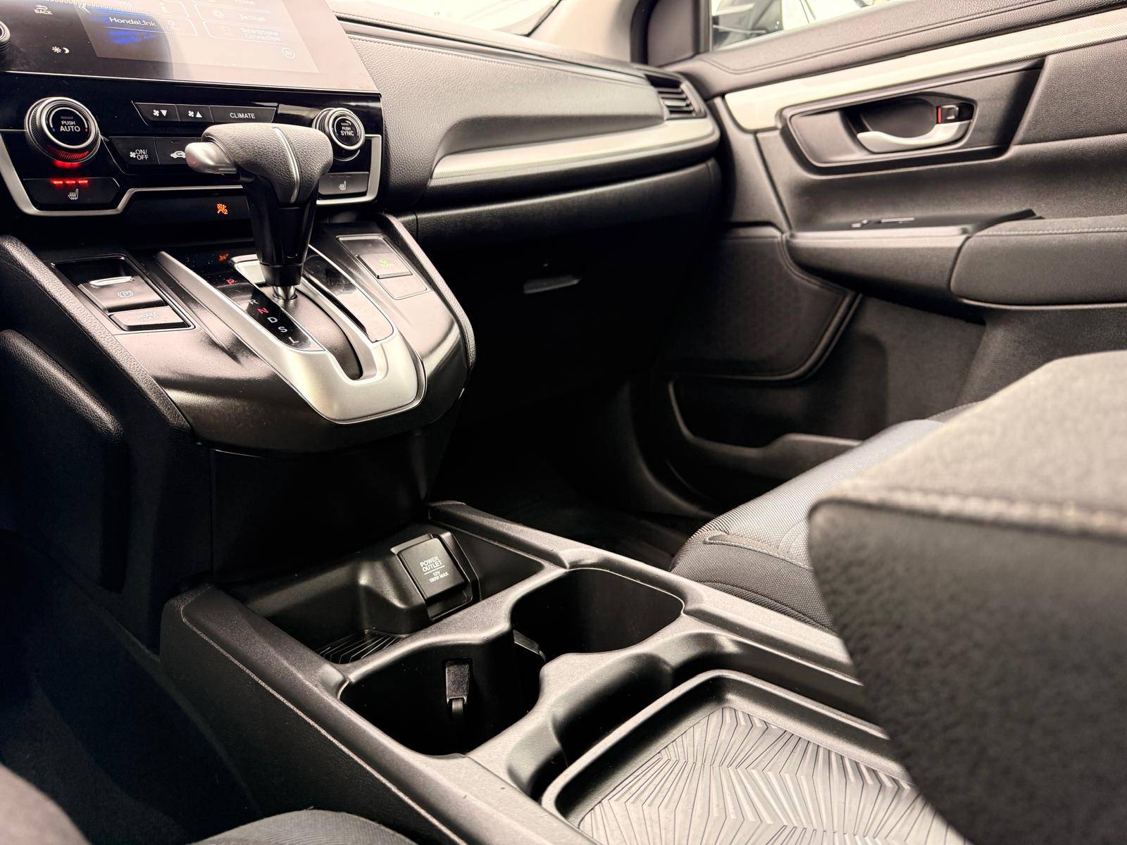 /ontarioqualitymotorsltd/2019-Honda-CR-V-05969059495672435.jpg