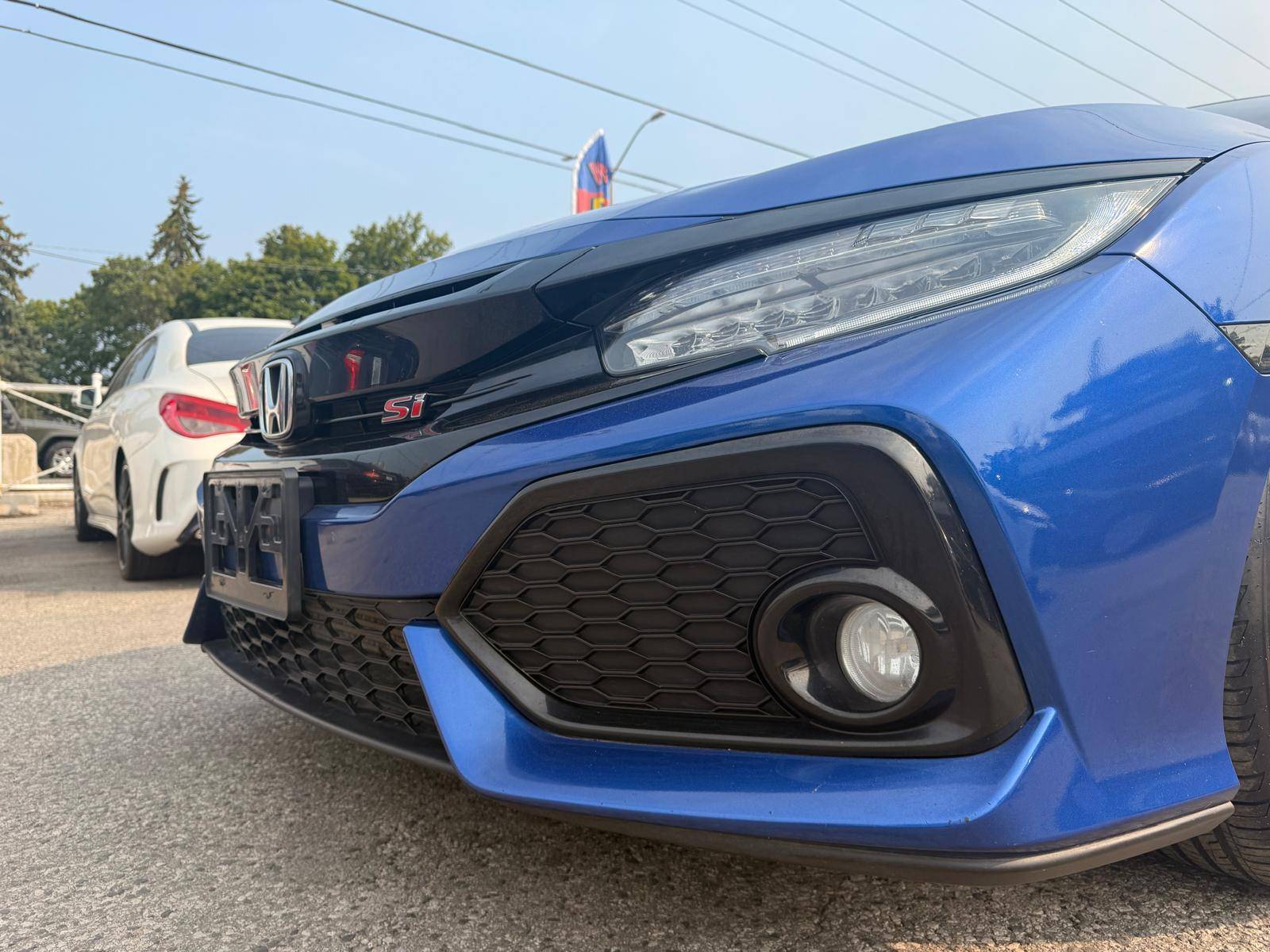 /ontarioqualitymotorsltd/2019-Honda-CivicSi-04206427419071912.jpg