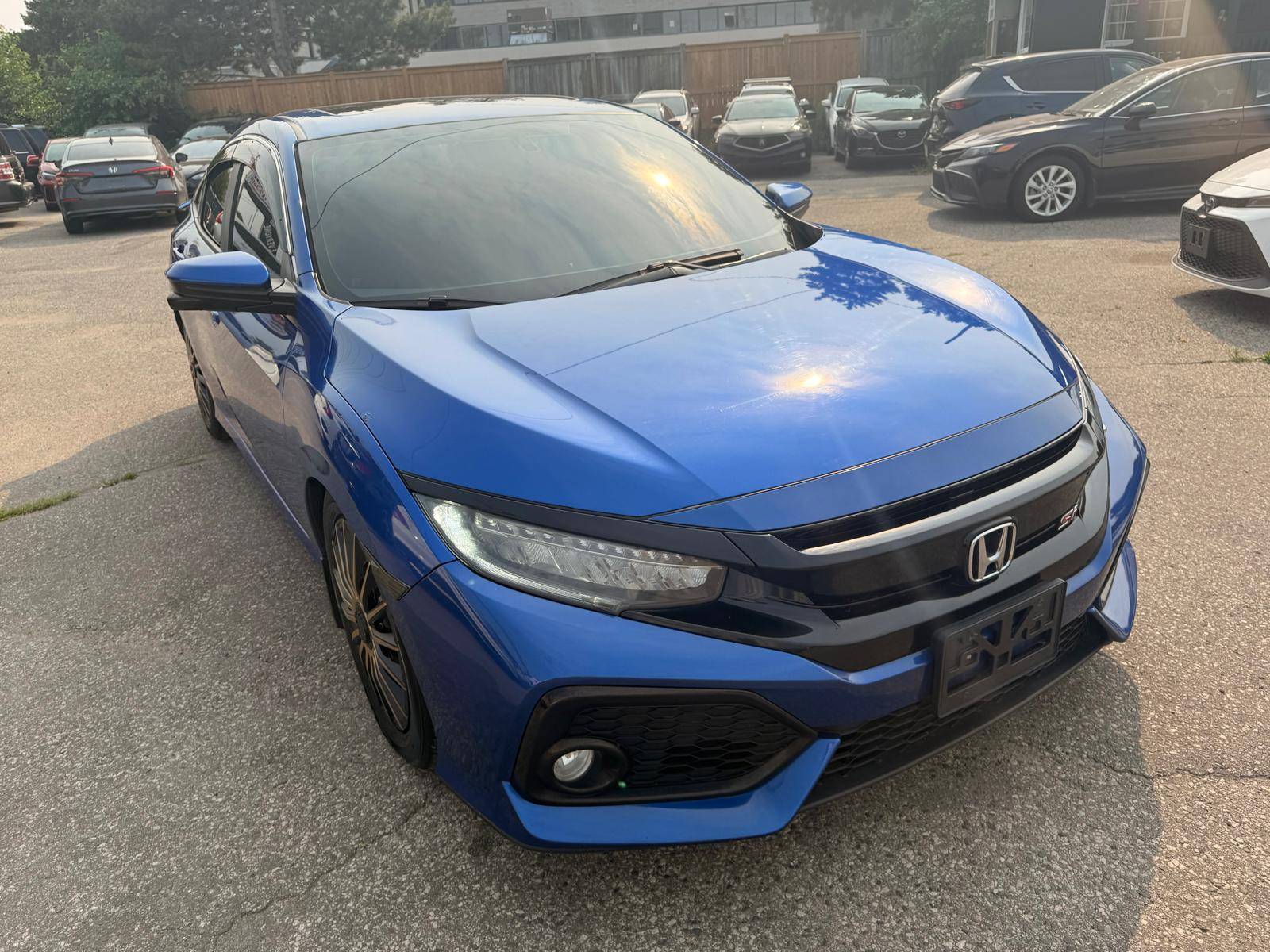 /ontarioqualitymotorsltd/2019-Honda-CivicSi-3724405500292356.jpg