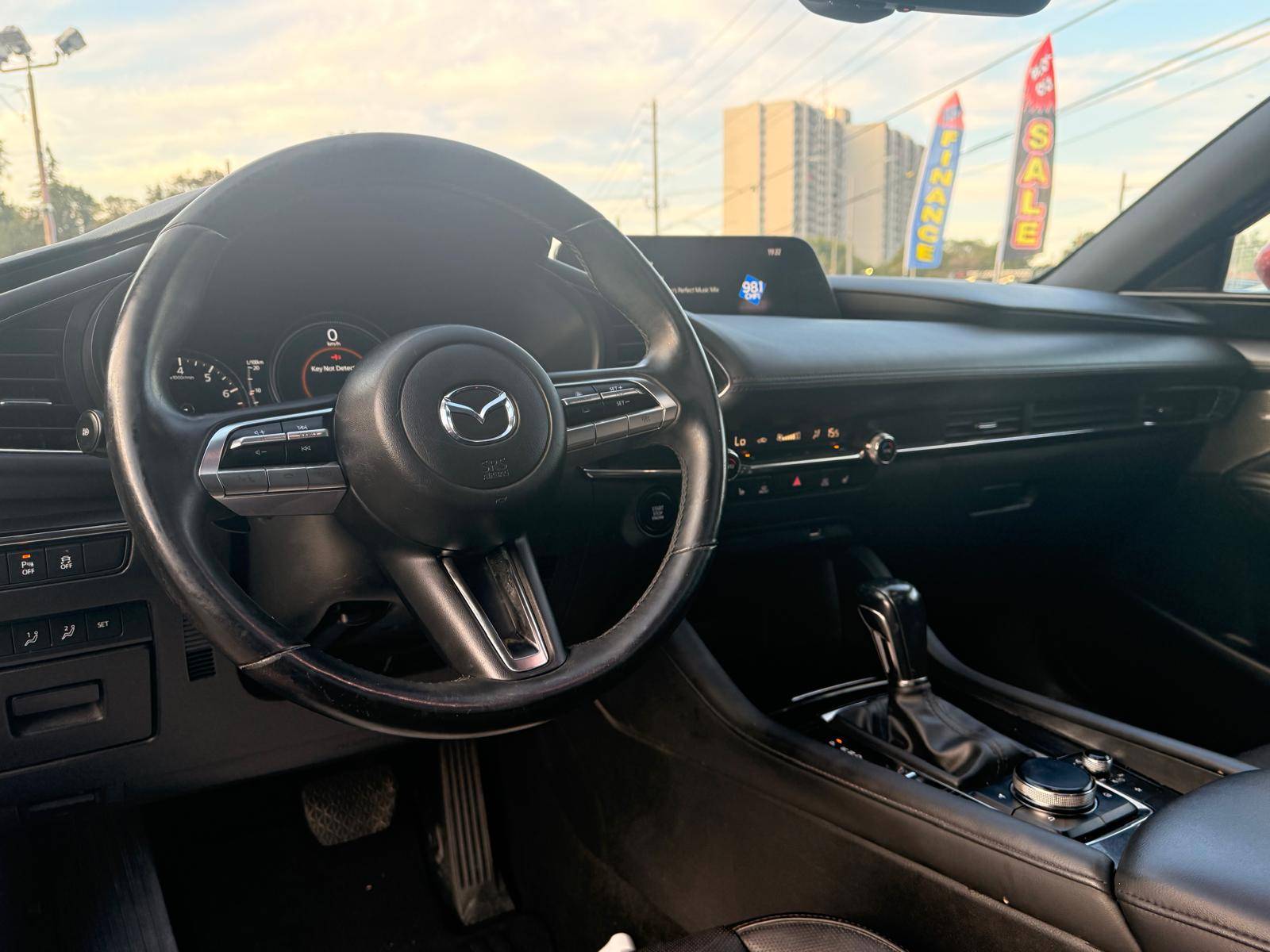 /ontarioqualitymotorsltd/2019-Mazda-Mazda3Sport-10203032133984058.jpg