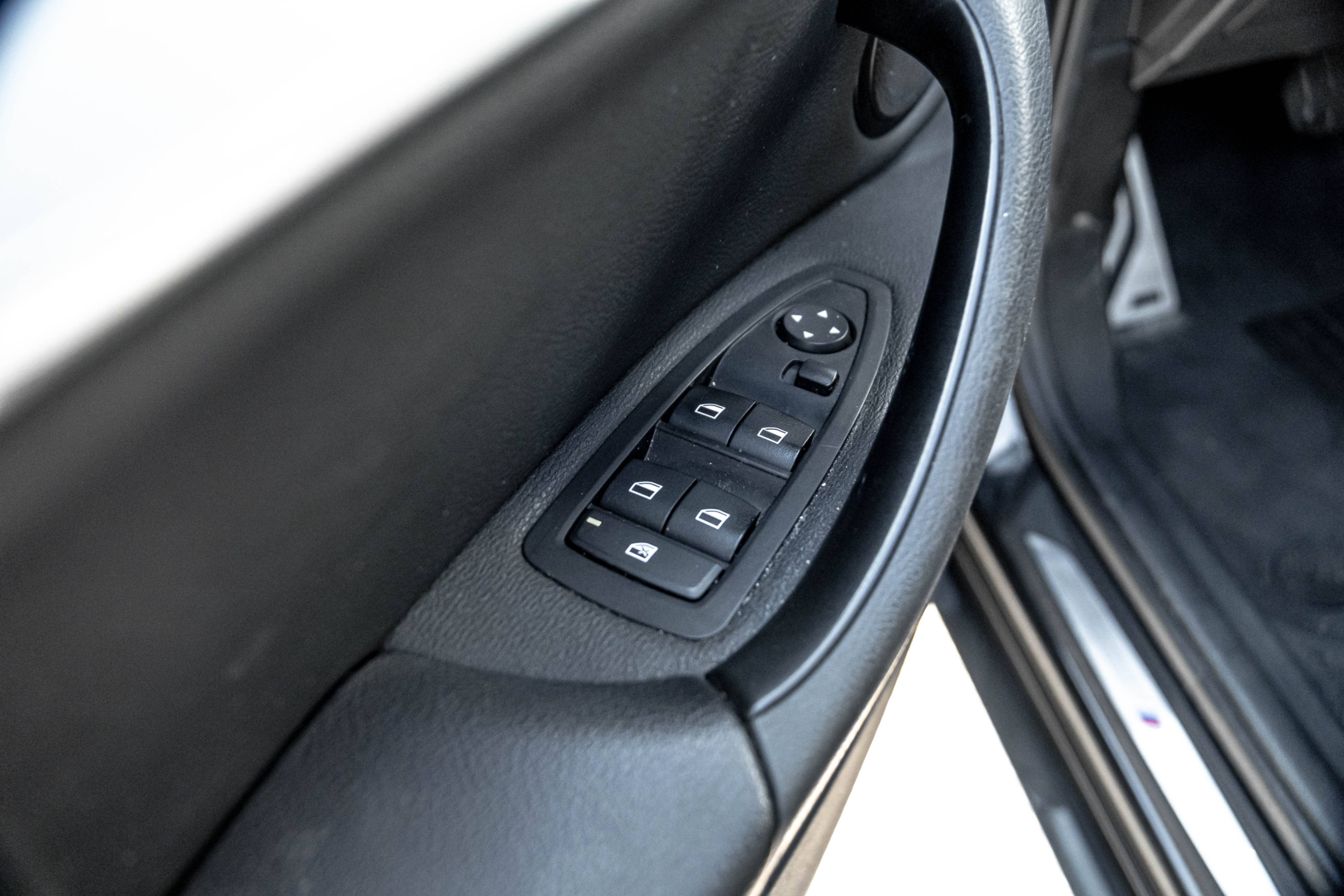 /ontarioqualitymotorsltd/2020-BMW-X1-9940923010073284.jpg