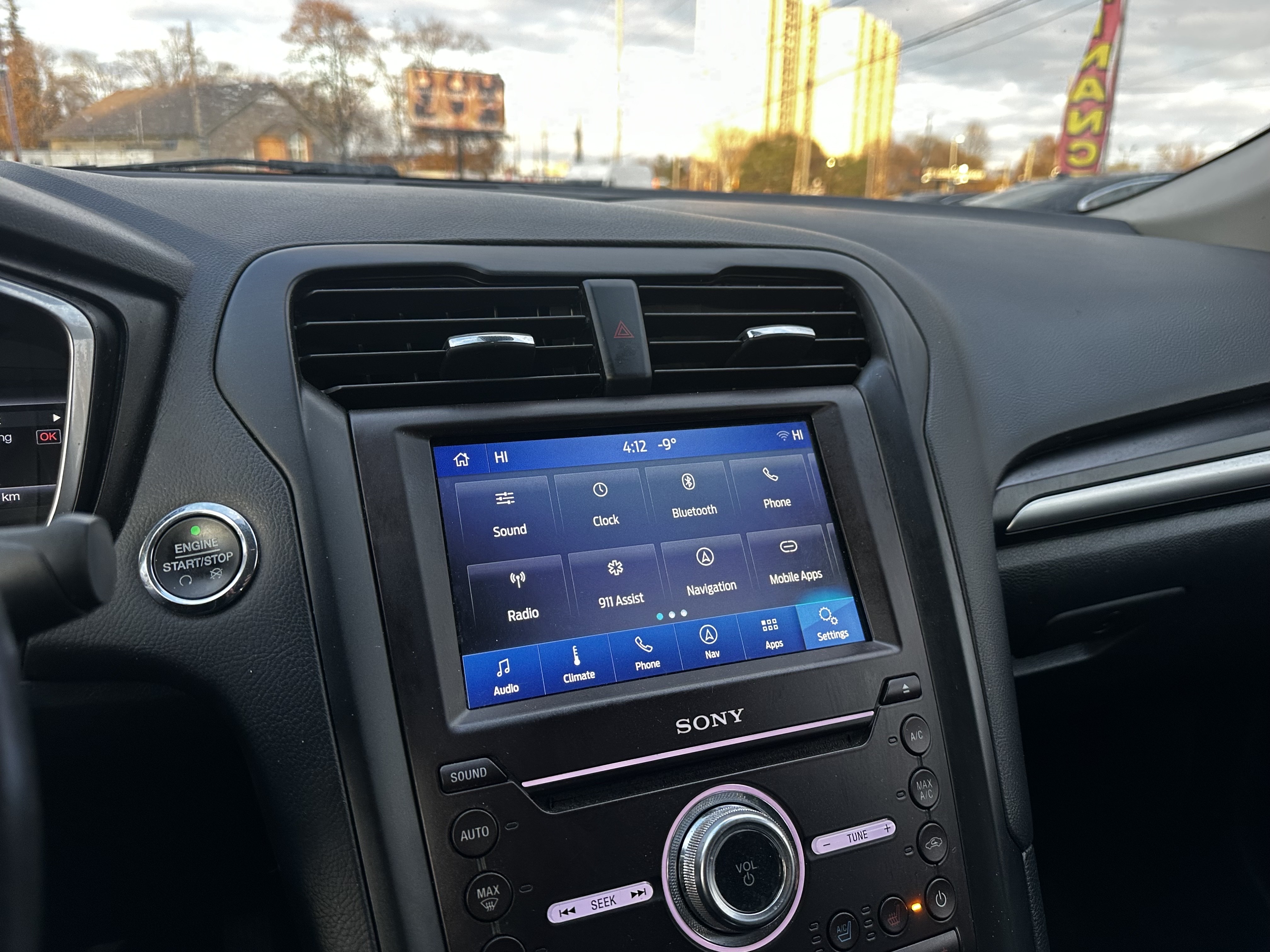 /ontarioqualitymotorsltd/2020-Ford-FusionEnergi-8814839440575906.jpg