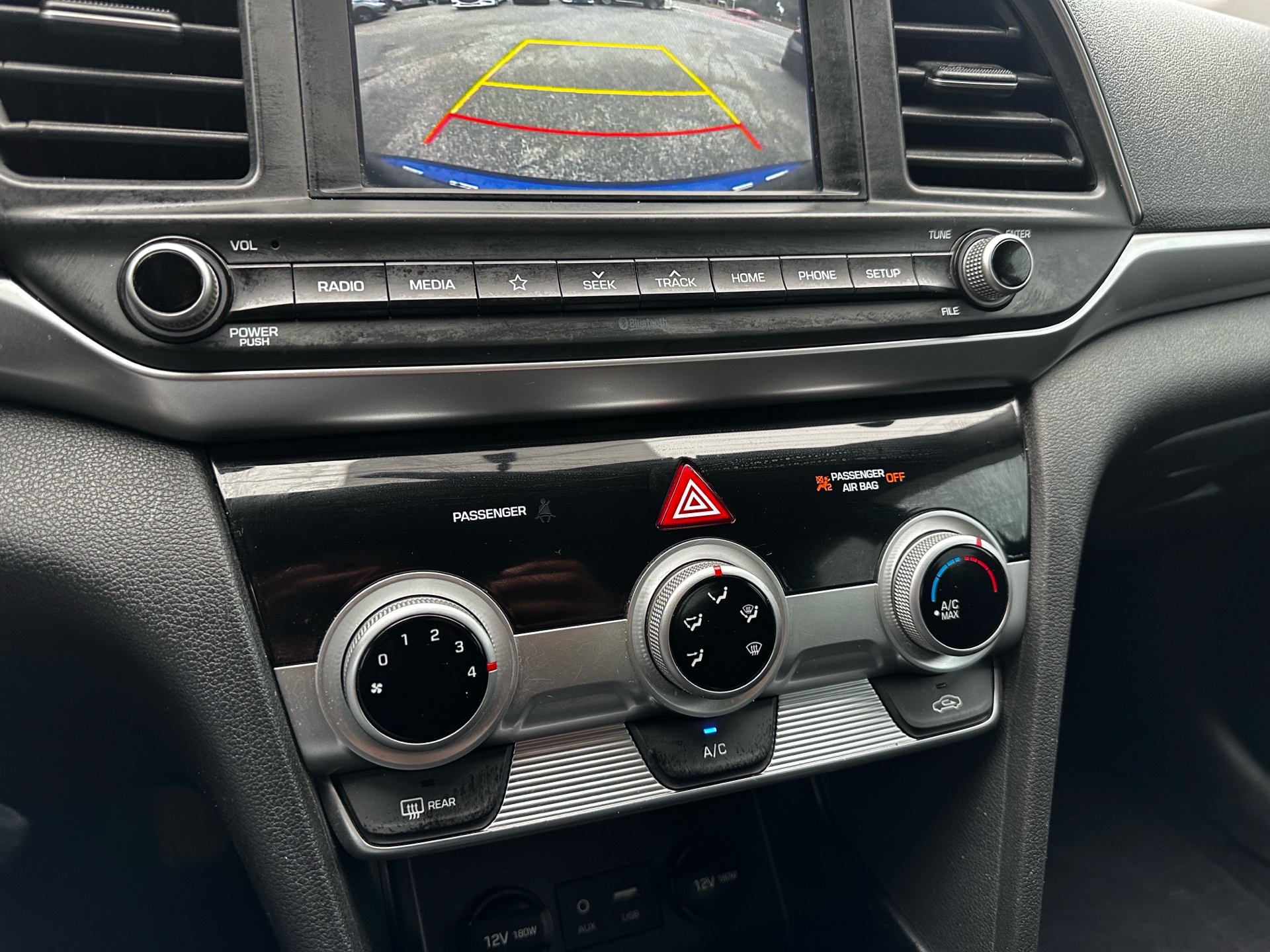 /ontarioqualitymotorsltd/2020-Hyundai-Elantra-8007796228738595.jpg