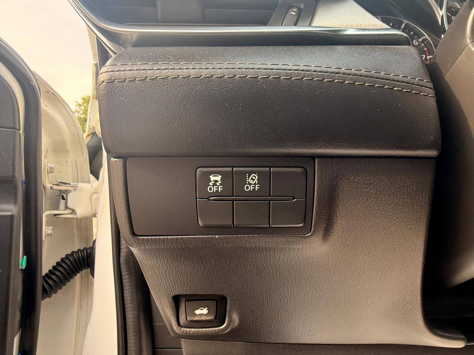 /ontarioqualitymotorsltd/2020-Mazda-Mazda6-8235238705275514.jpg