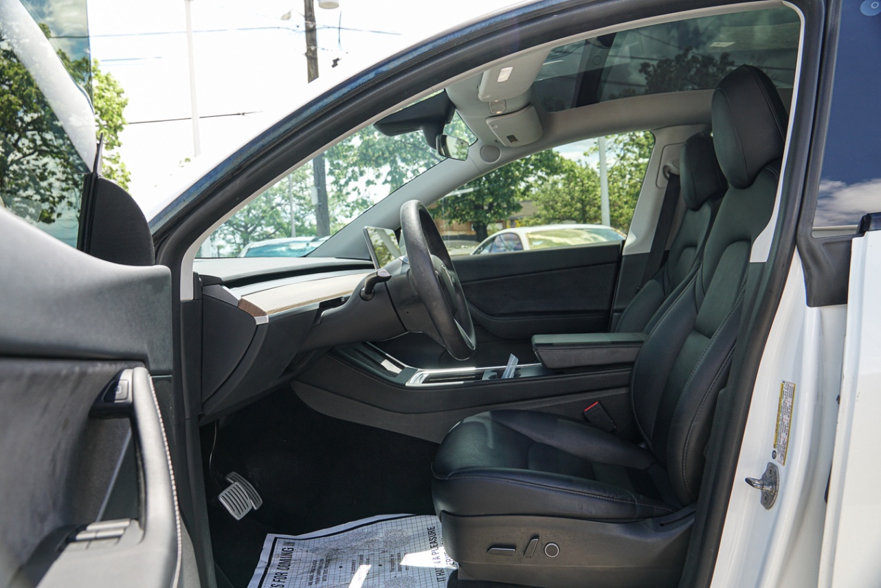 /ontarioqualitymotorsltd/2022-Tesla-ModelY-012565934061542272.jpg