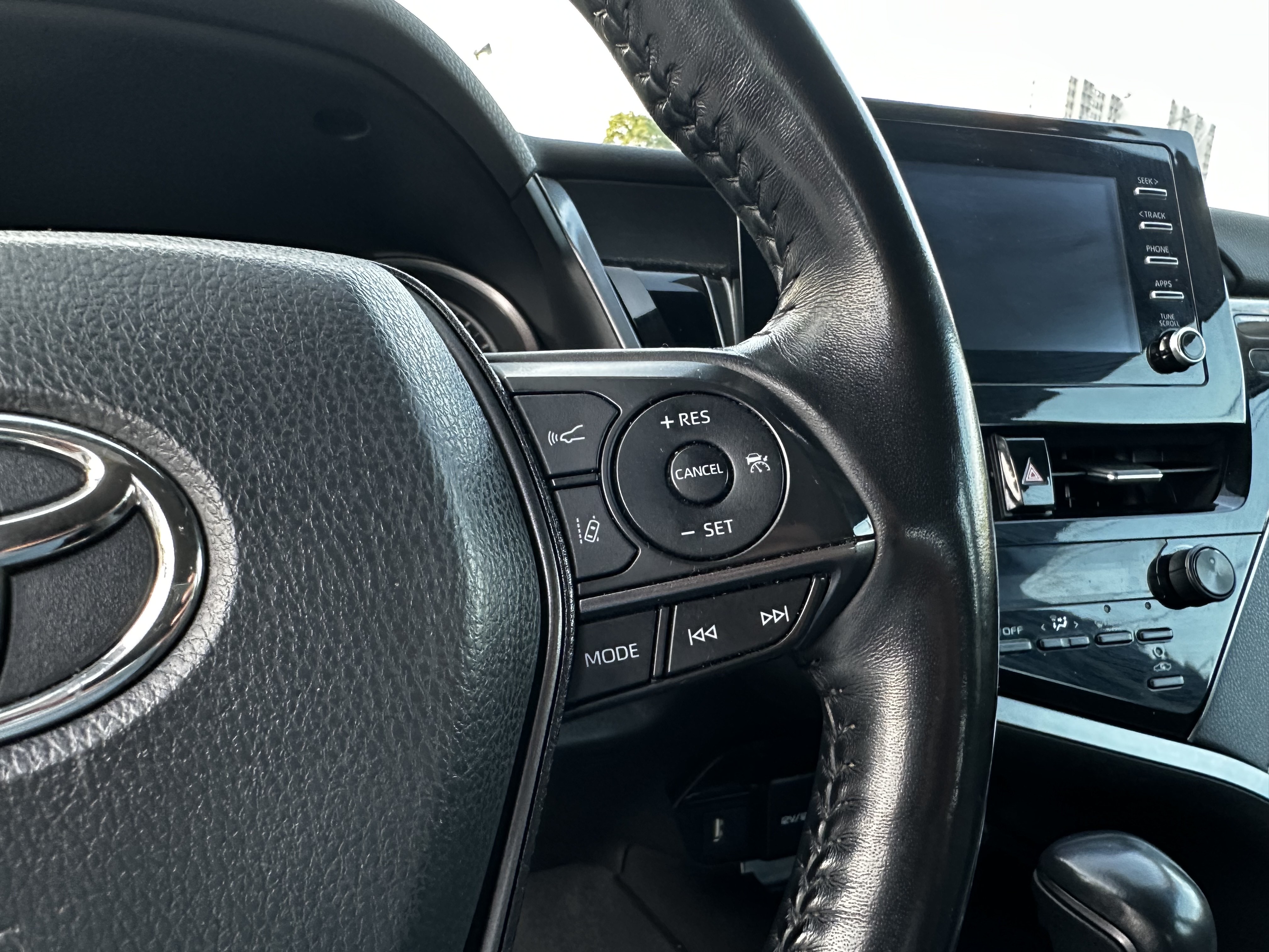 /ontarioqualitymotorsltd/2022-Toyota-Camry-8285408247870867.jpg