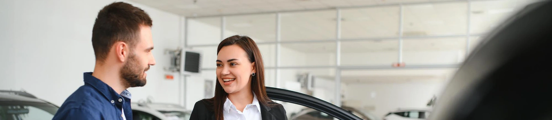 https://hillzcdn.ca/pickeringautolab/6263633980357171-finance_department.webp