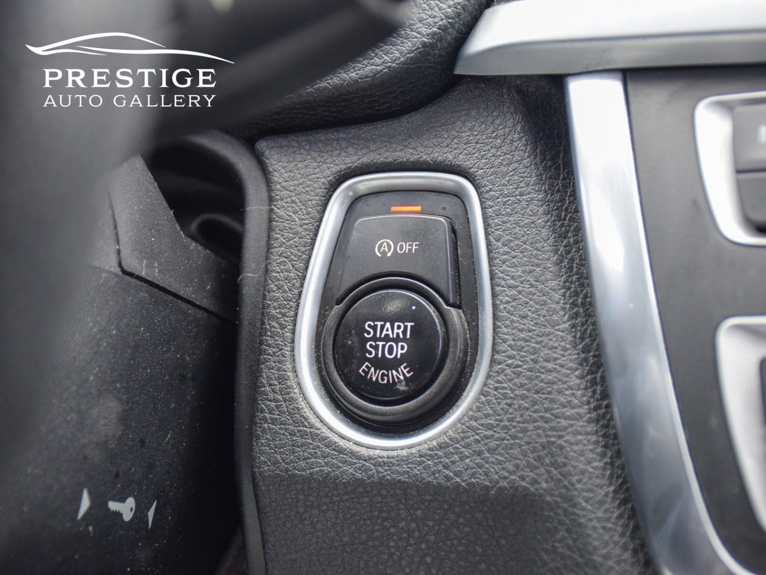 /prestigeautogallery/2013-BMW-3Series-6747949618080411.jpg