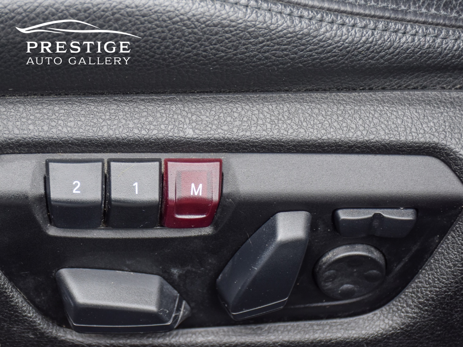 /prestigeautogallery/2013-BMW-3Series-8237602117481084.jpg