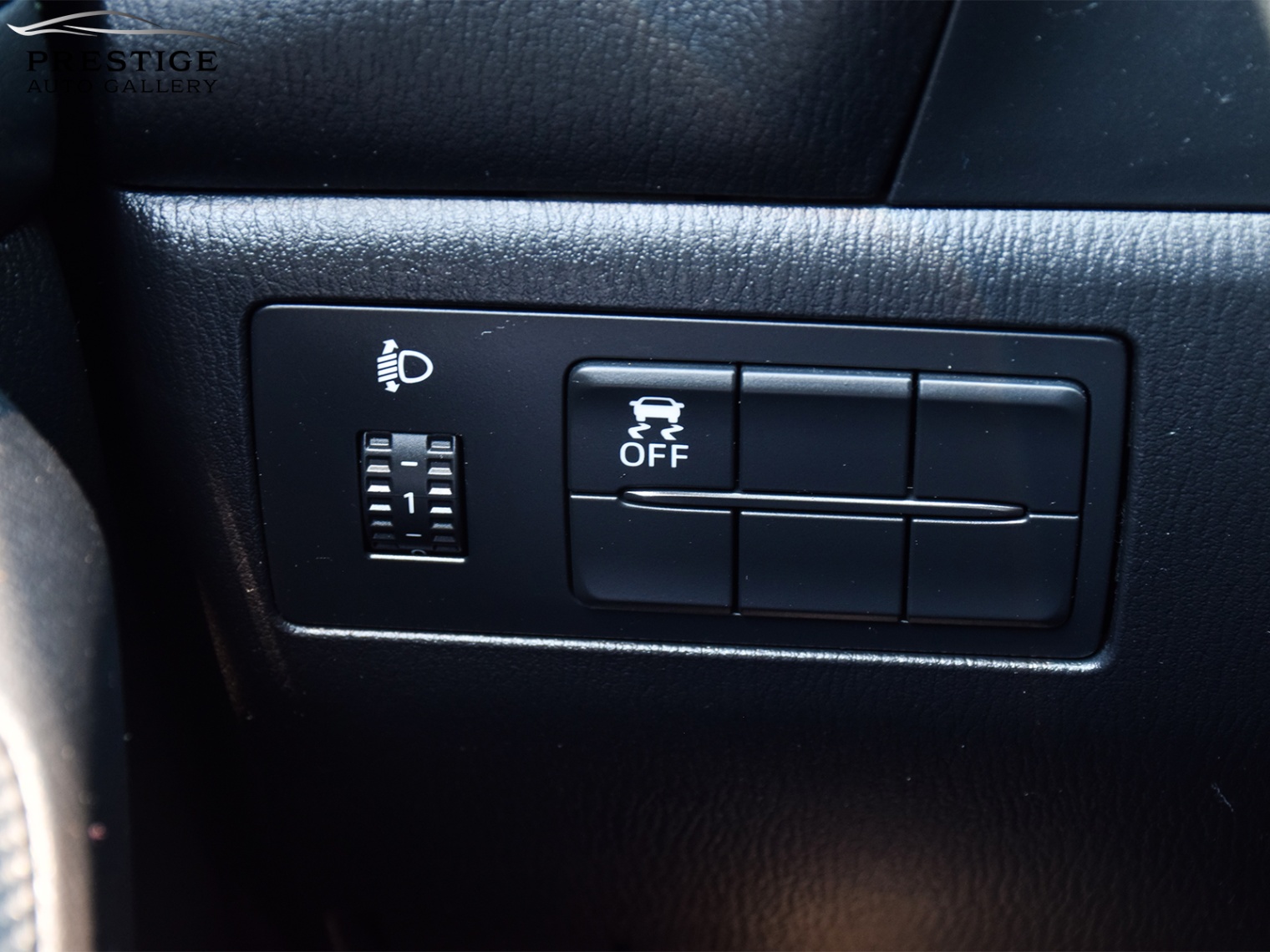 /prestigeautogallery/2014-Mazda-Mazda3-719112517651336.jpg