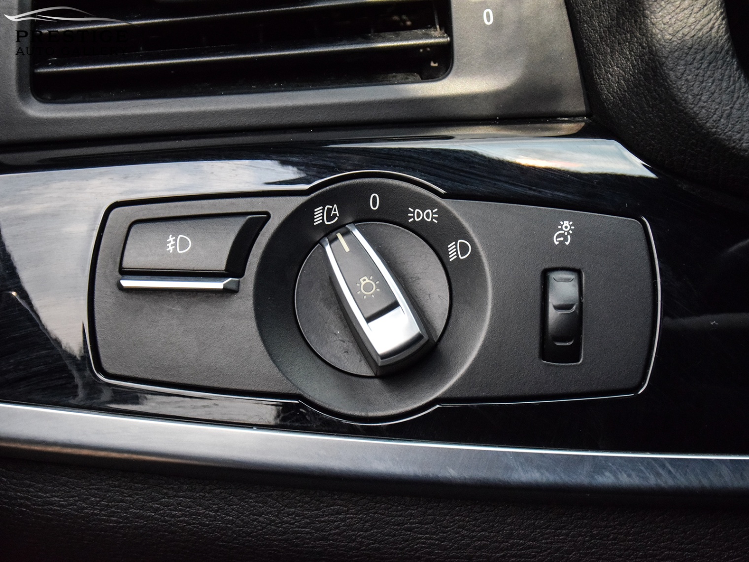/prestigeautogallery/2015-BMW-X3-24473187741214164.jpg