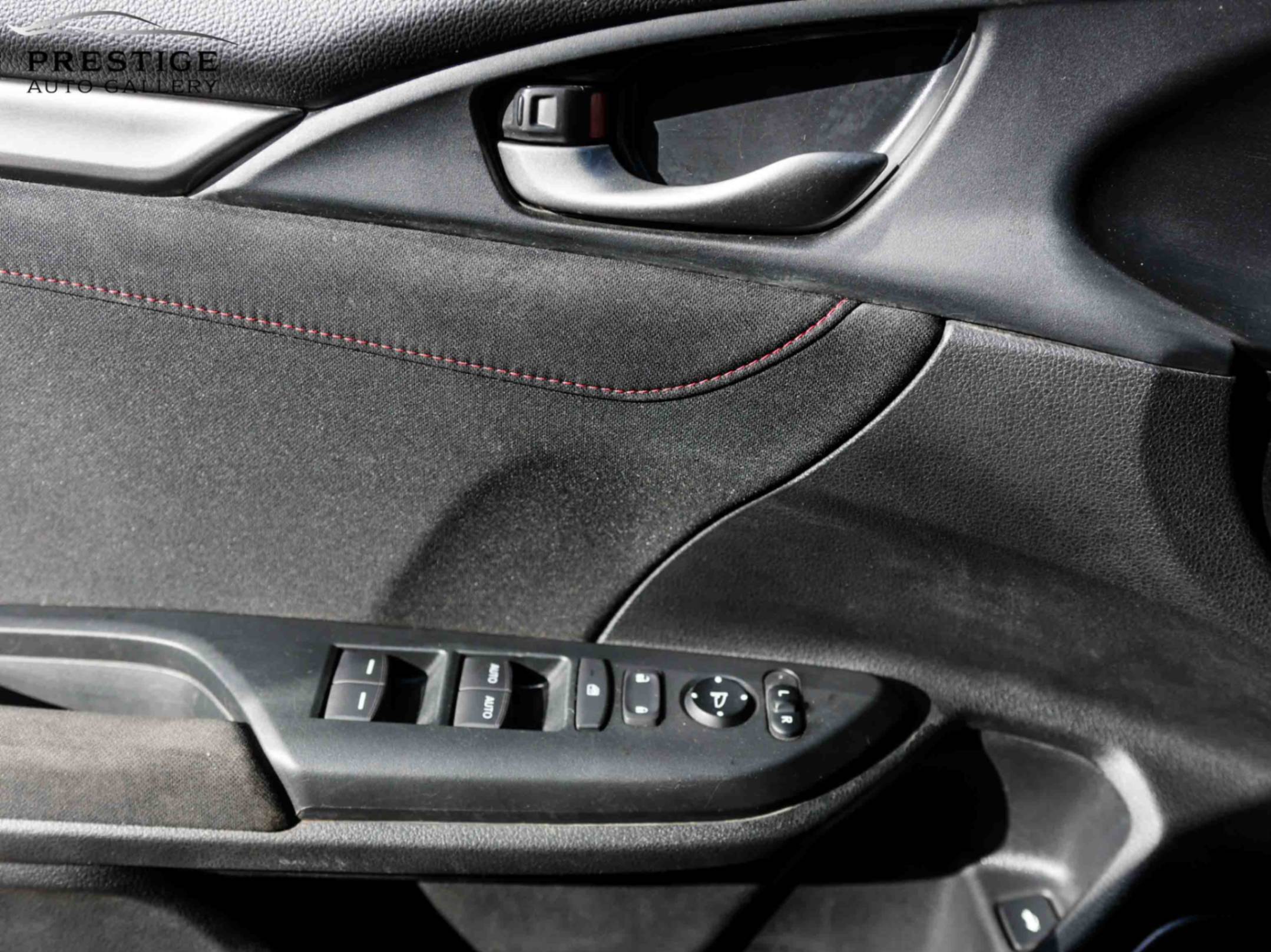 /prestigeautogallery/2017-Honda-CivicSedan-8583089277751288.jpg