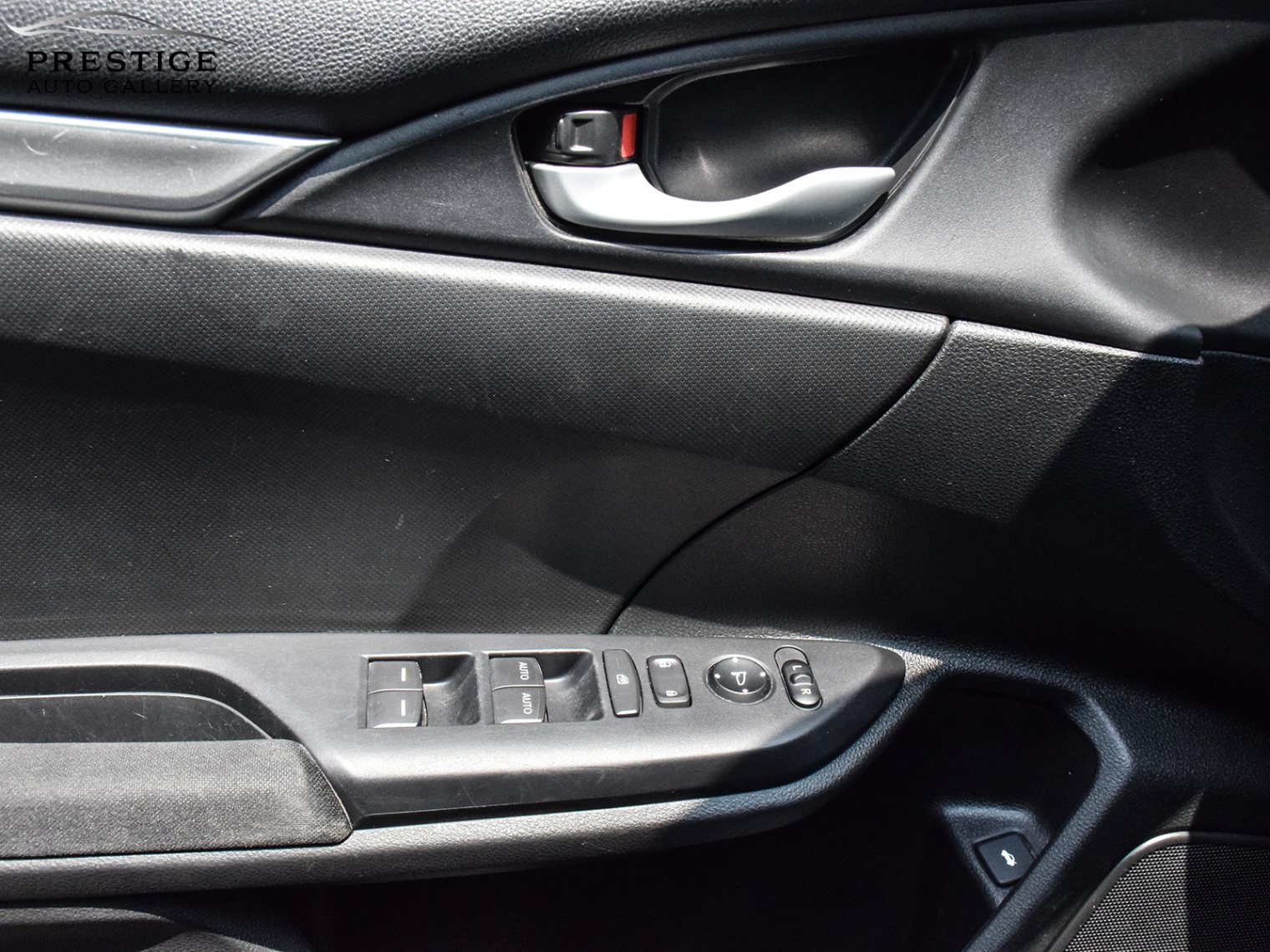 /prestigeautogallery/2018-Honda-Civic-8201750473910419.jpg