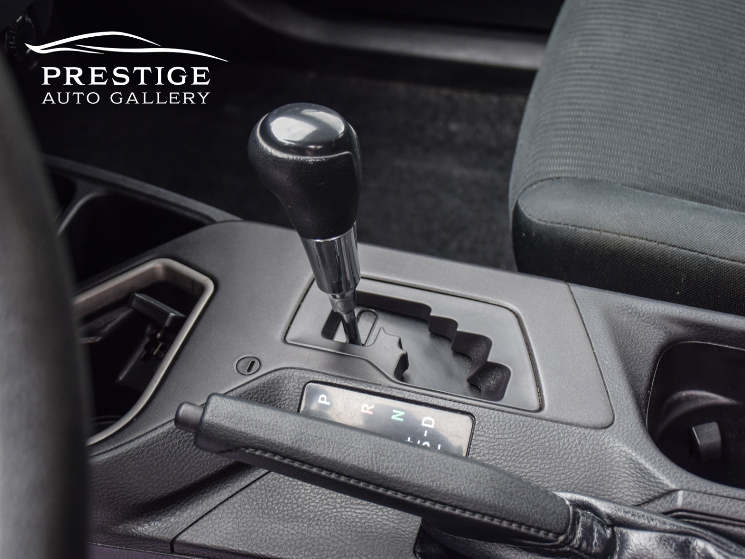 /prestigeautogallery/2018-Toyota-RAV4-007597352056535556.jpg