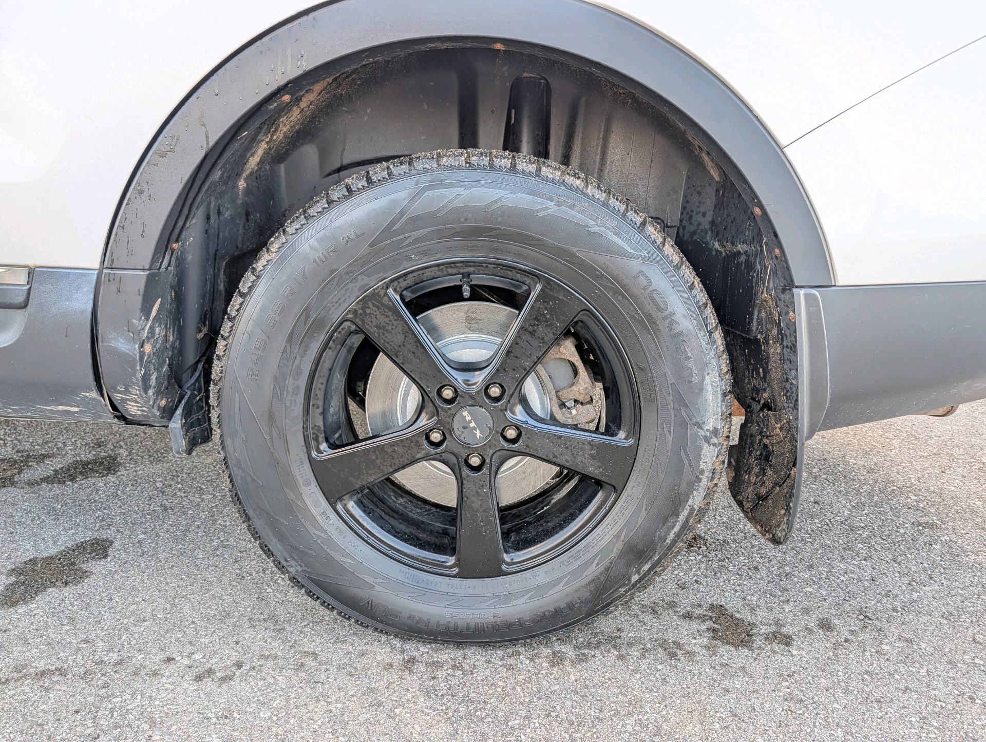 /rahmanmotors/2011-Ford-Explorer-16500649638869125.jpg