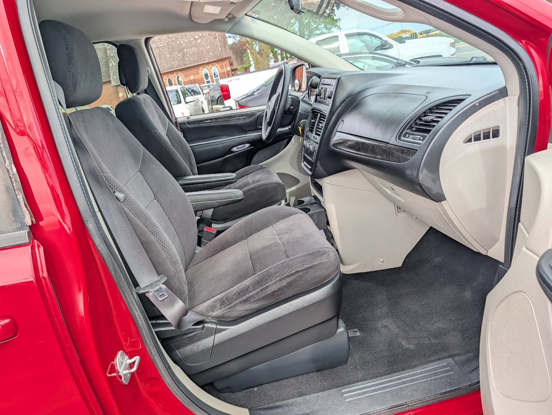 /rahmanmotors/2014-Dodge-GrandCaravan-16750106831679856.jpg