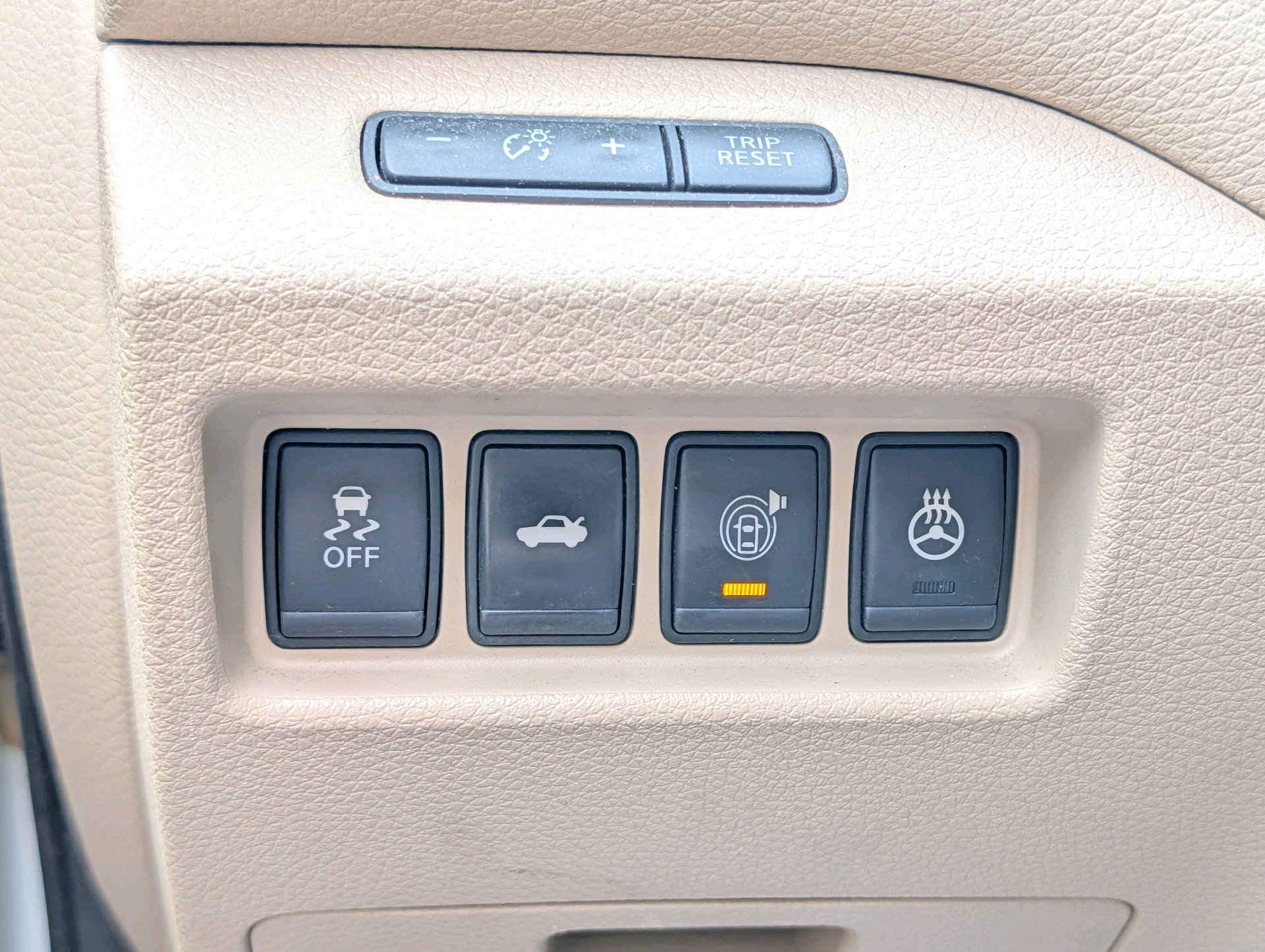 /rahmanmotors/2014-Nissan-Altima-3095899408898284.jpg