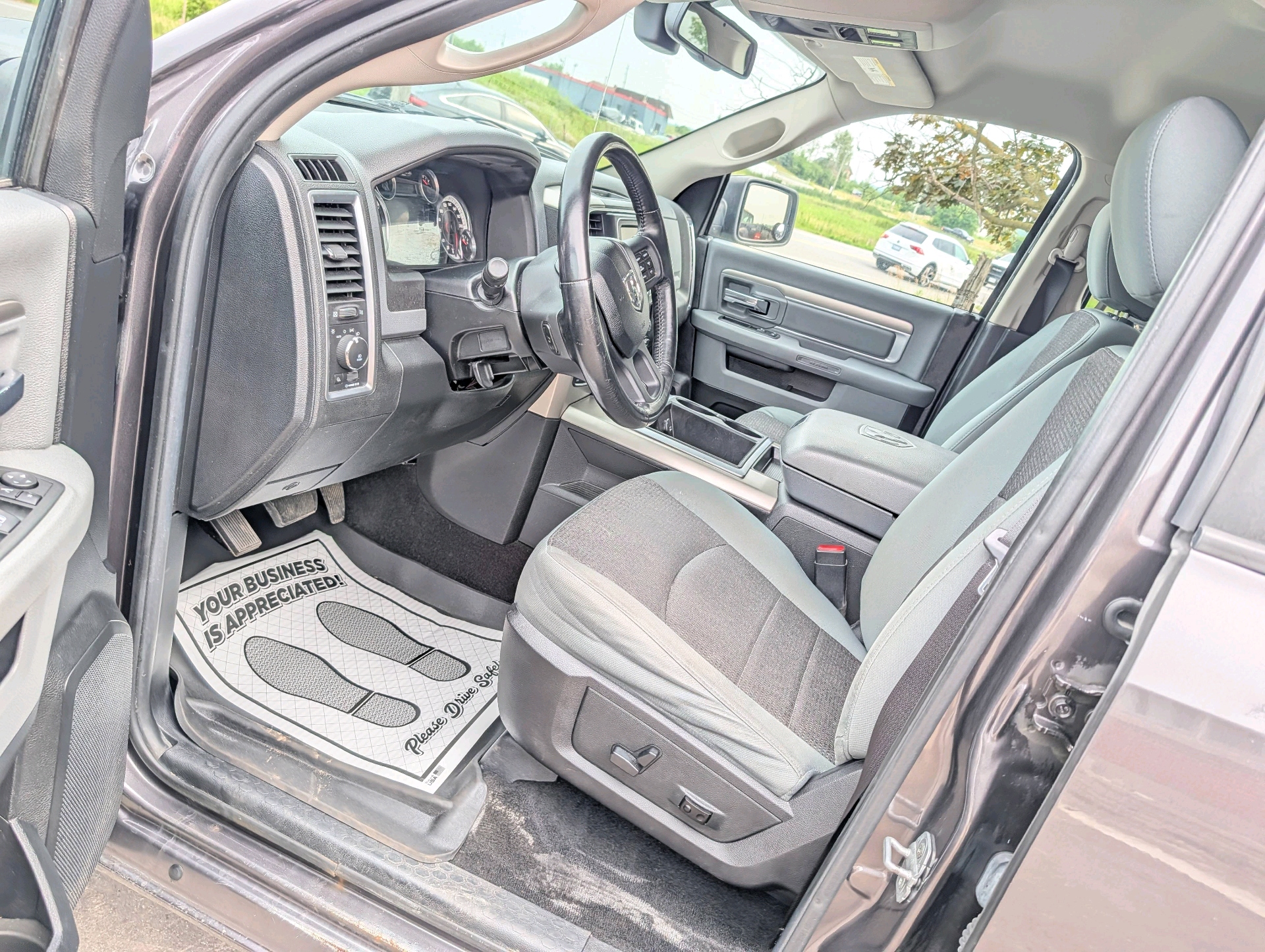 /rahmanmotors/2014-Ram-1500-25357326807374947.jpg