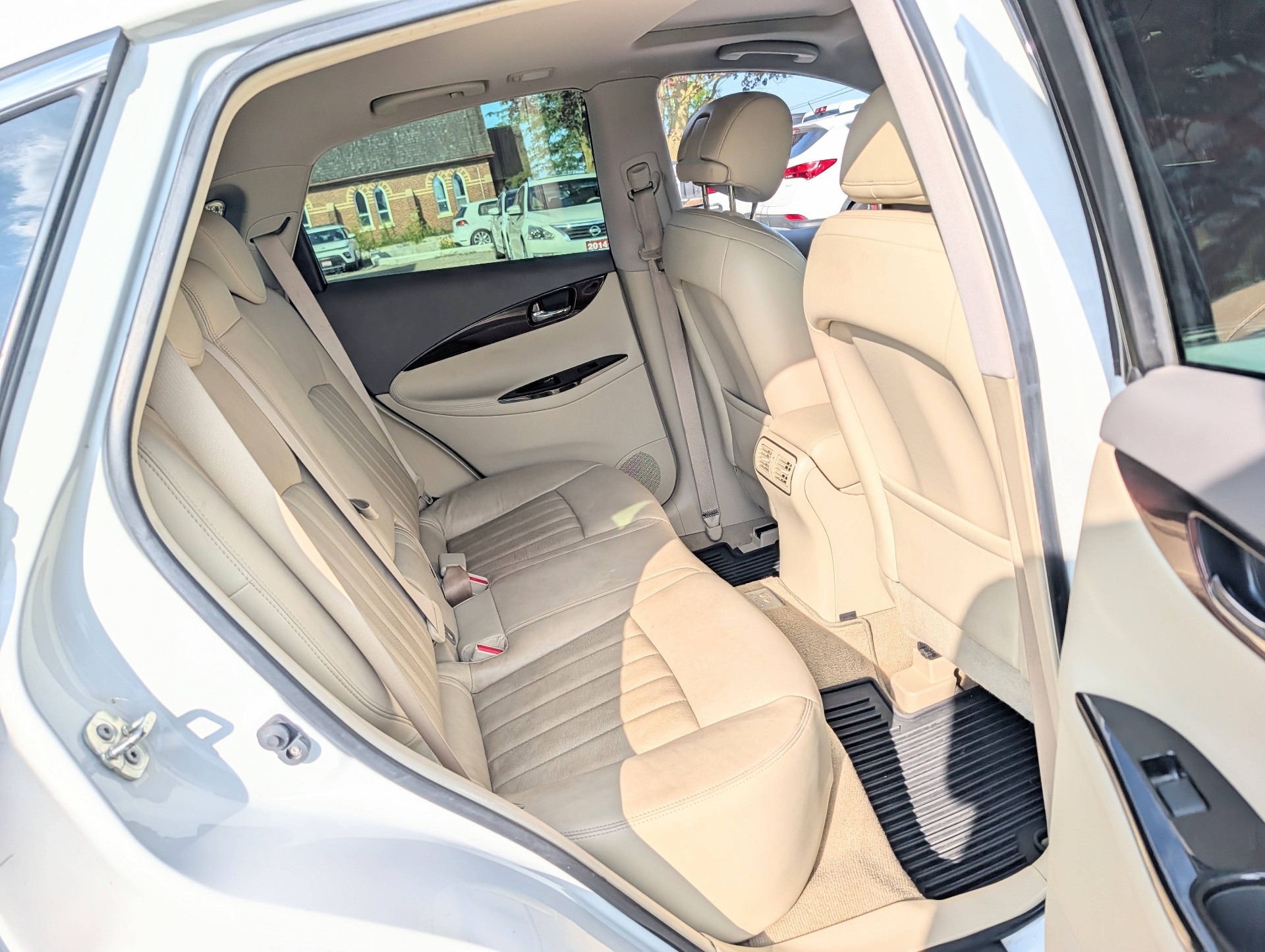 /rahmanmotors/2015-Infiniti-QX50-5072219233940278.jpg