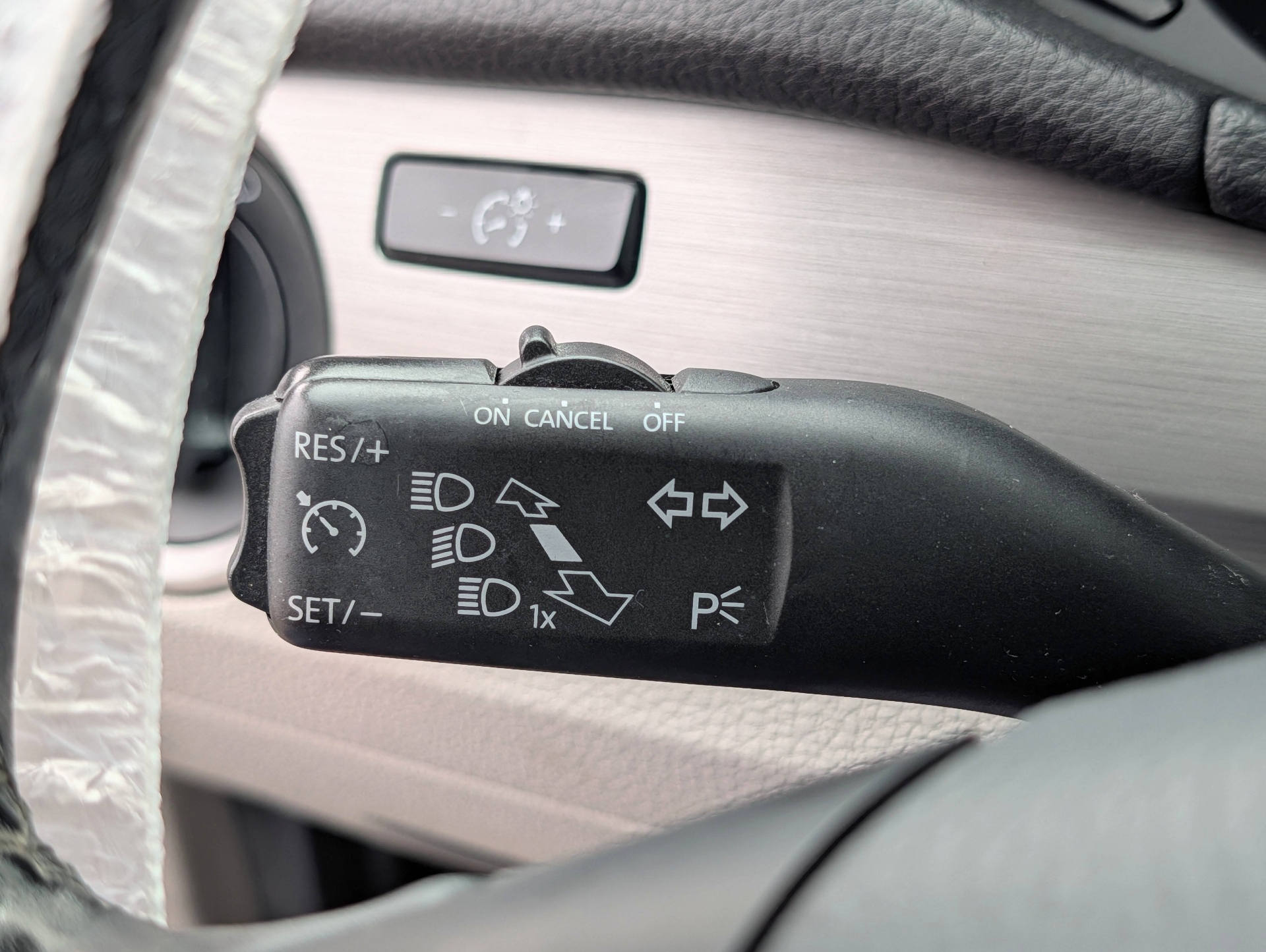 /rahmanmotors/2015-Volkswagen-Passat-5422543995353524.jpg
