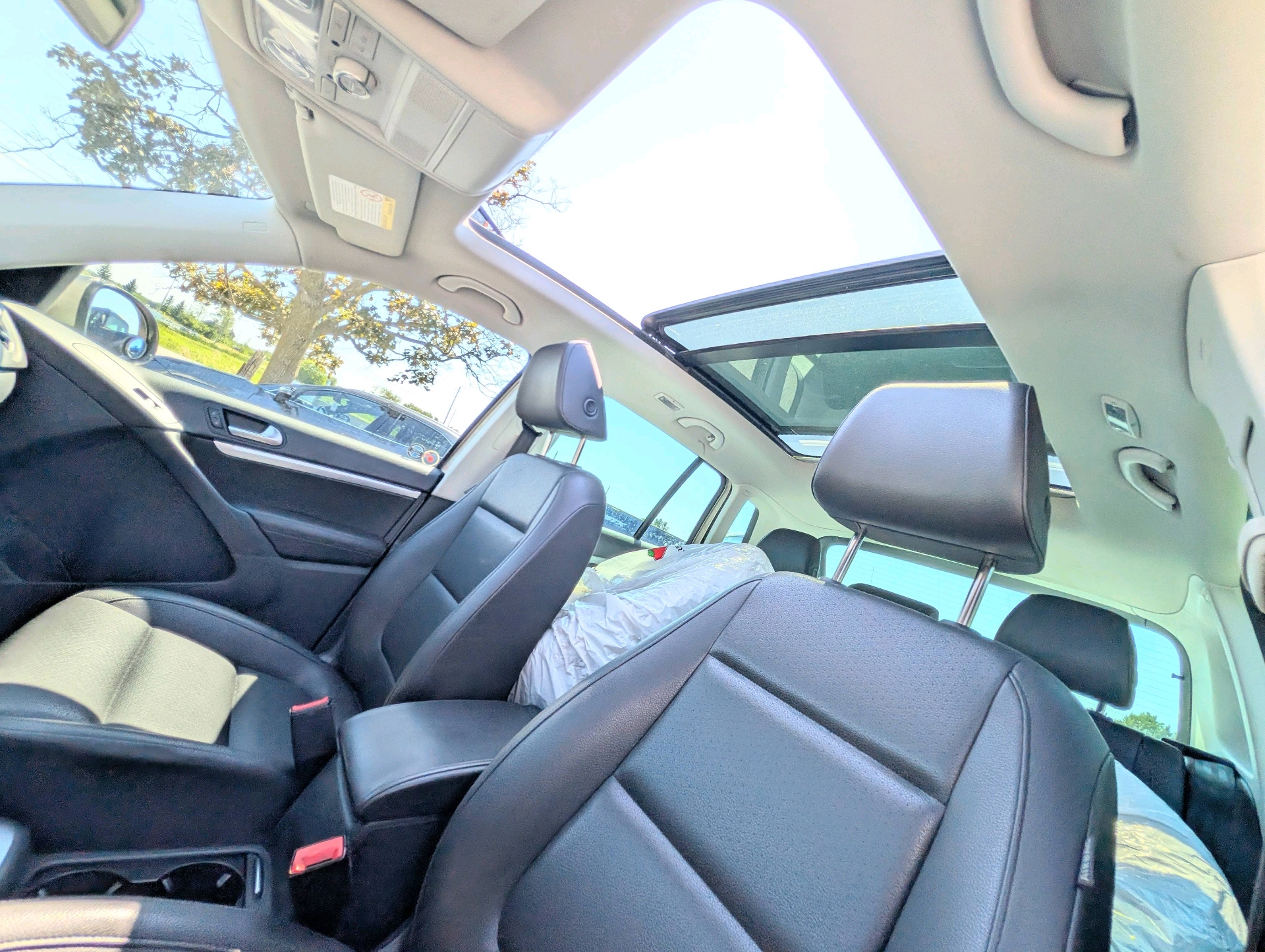 /rahmanmotors/2015-Volkswagen-Tiguan-03584809145311674.jpg
