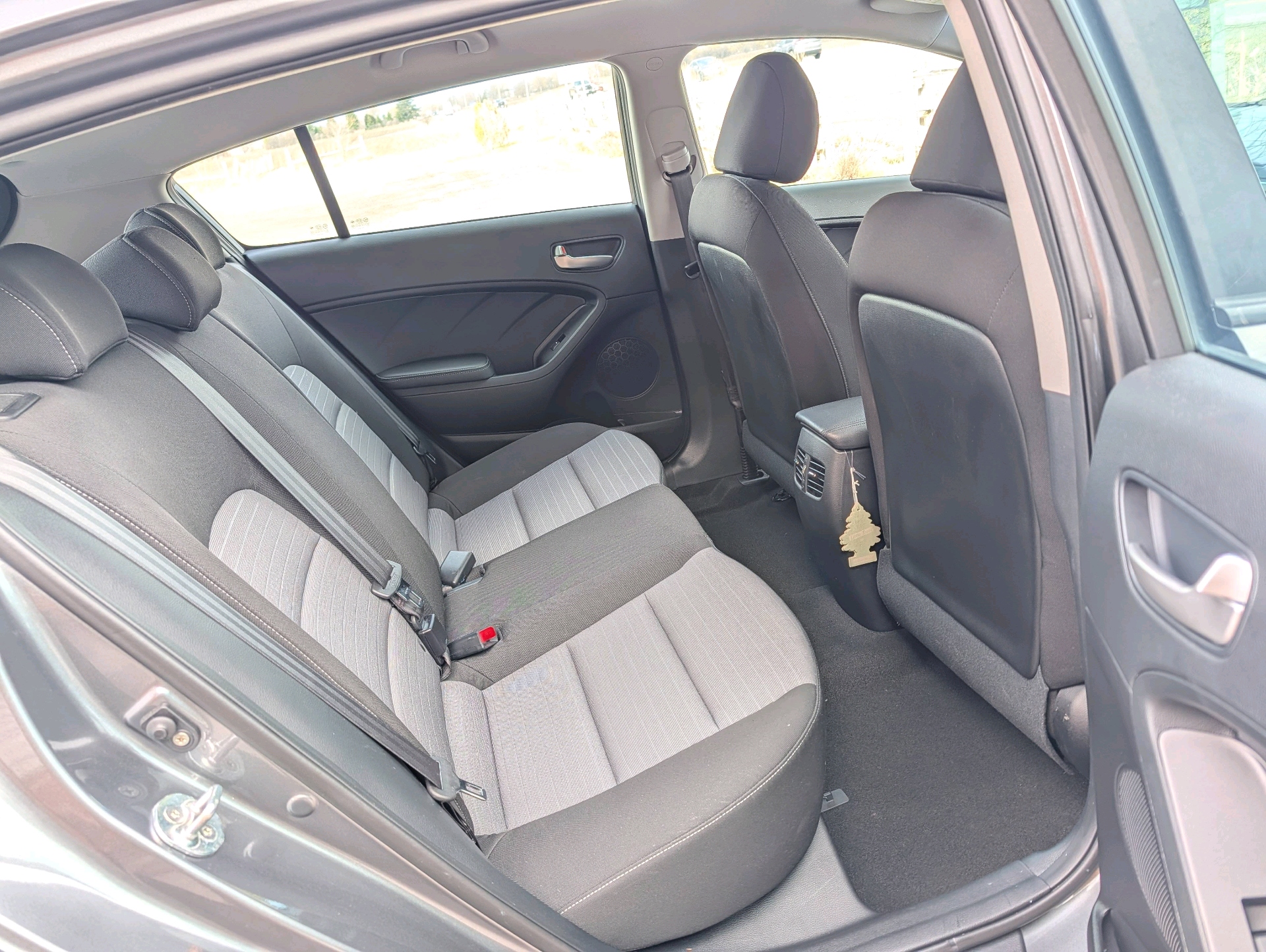 /rahmanmotors/2016-Kia-Forte5-Door-5057927146835093.jpg
