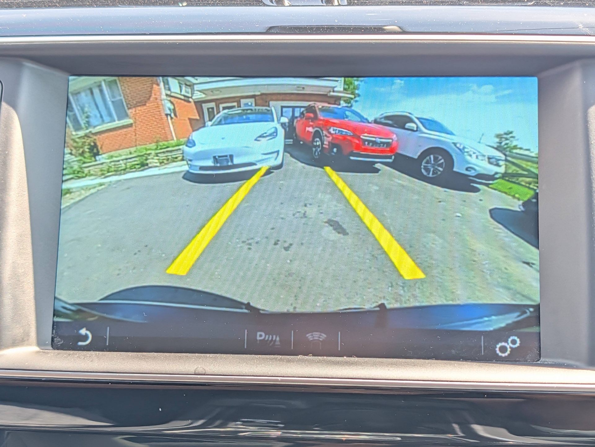 /rahmanmotors/2017-Jaguar-XE-24564614637312276.jpg