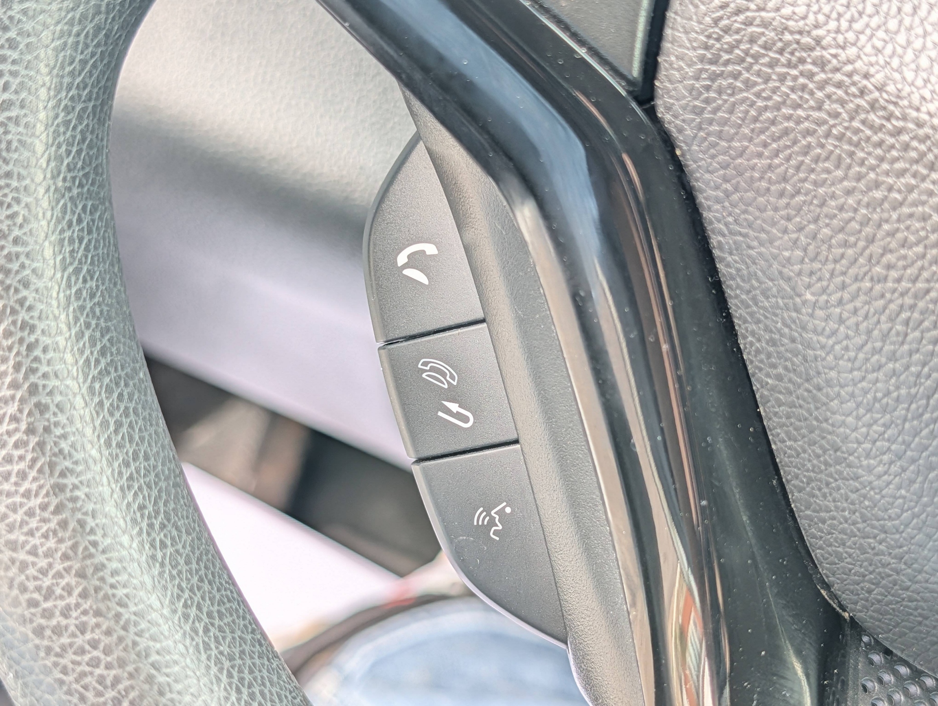 /rahmanmotors/2018-Honda-HR-V-3097999670494882.jpg