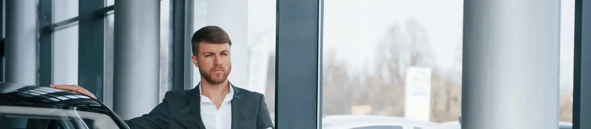 https://hillzcdn.ca/royalautosales/5068284950585145-Financing_Calculator.webp