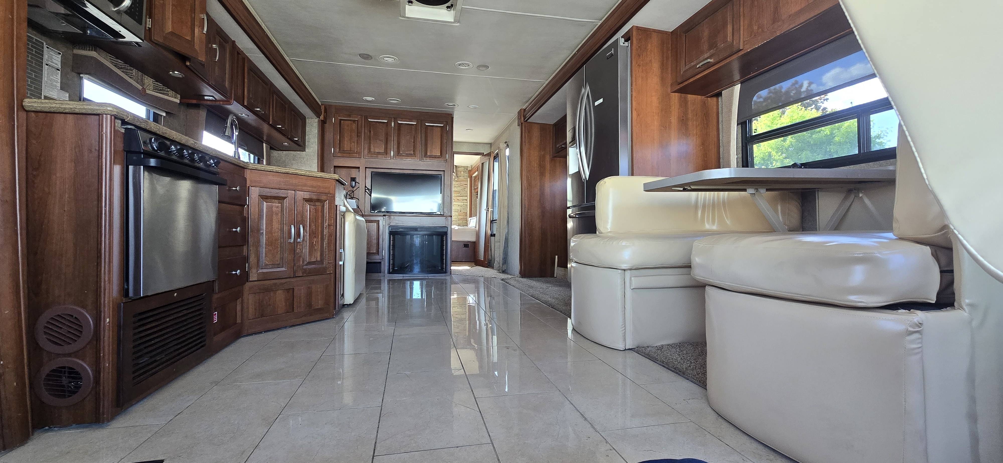 /simpleautosalesservicesltd/2014-FORESTRIVER-GEORGETOWN-272779166719195.jpg