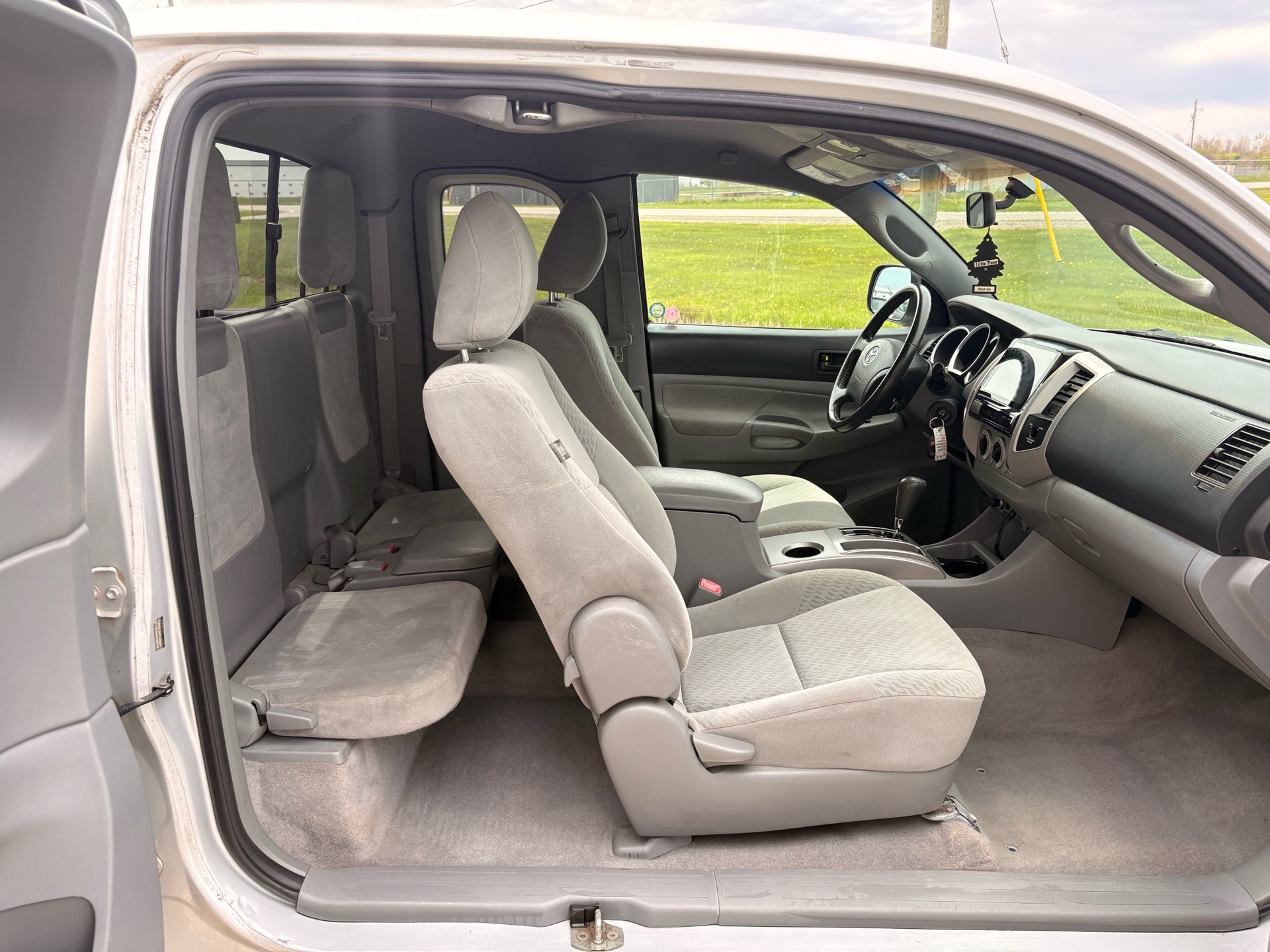 /skymotorscanada/2009-Toyota-Tacoma-11706999964303688.jpg